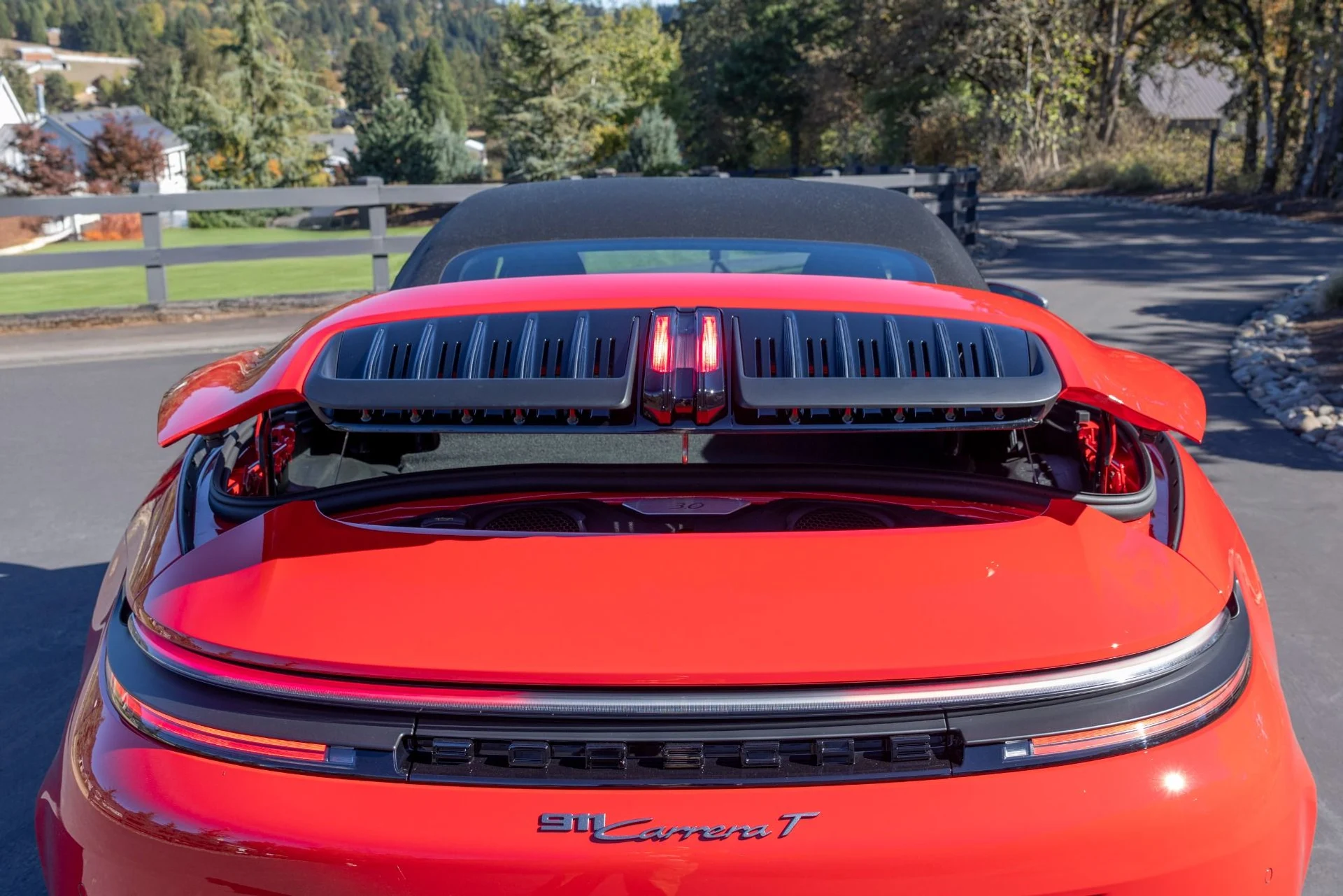 mph026_3948496443_Used_2026_Porsche_911_Carrera_T_1792602087_27ef03a562