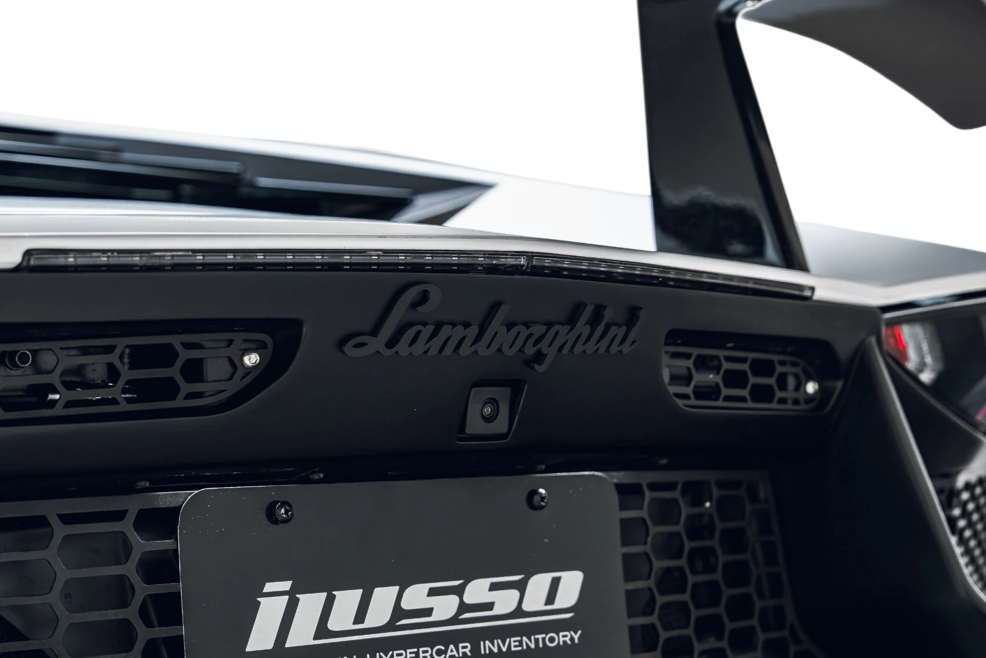 mph026_3951629_Used_2018_Lamborghini_Aventador_LP_740_4_S_1783639898_64a06b456d