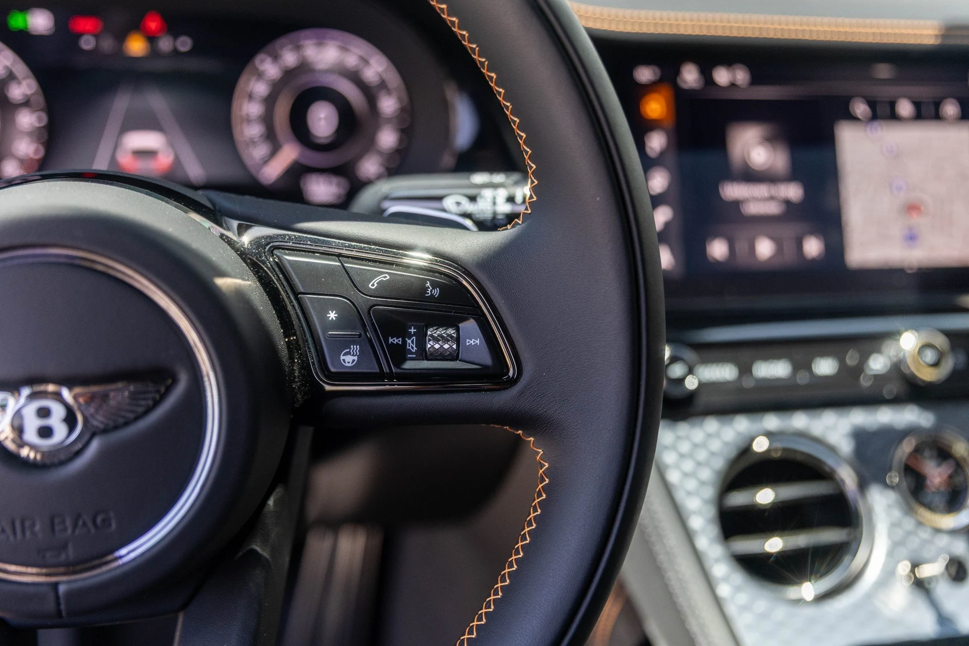 mph026_3951670544_Hi_Tech_Luxury_Imports_LLC_SCBCP_2_ZG_0_SC_023285_image_26_b182defd54