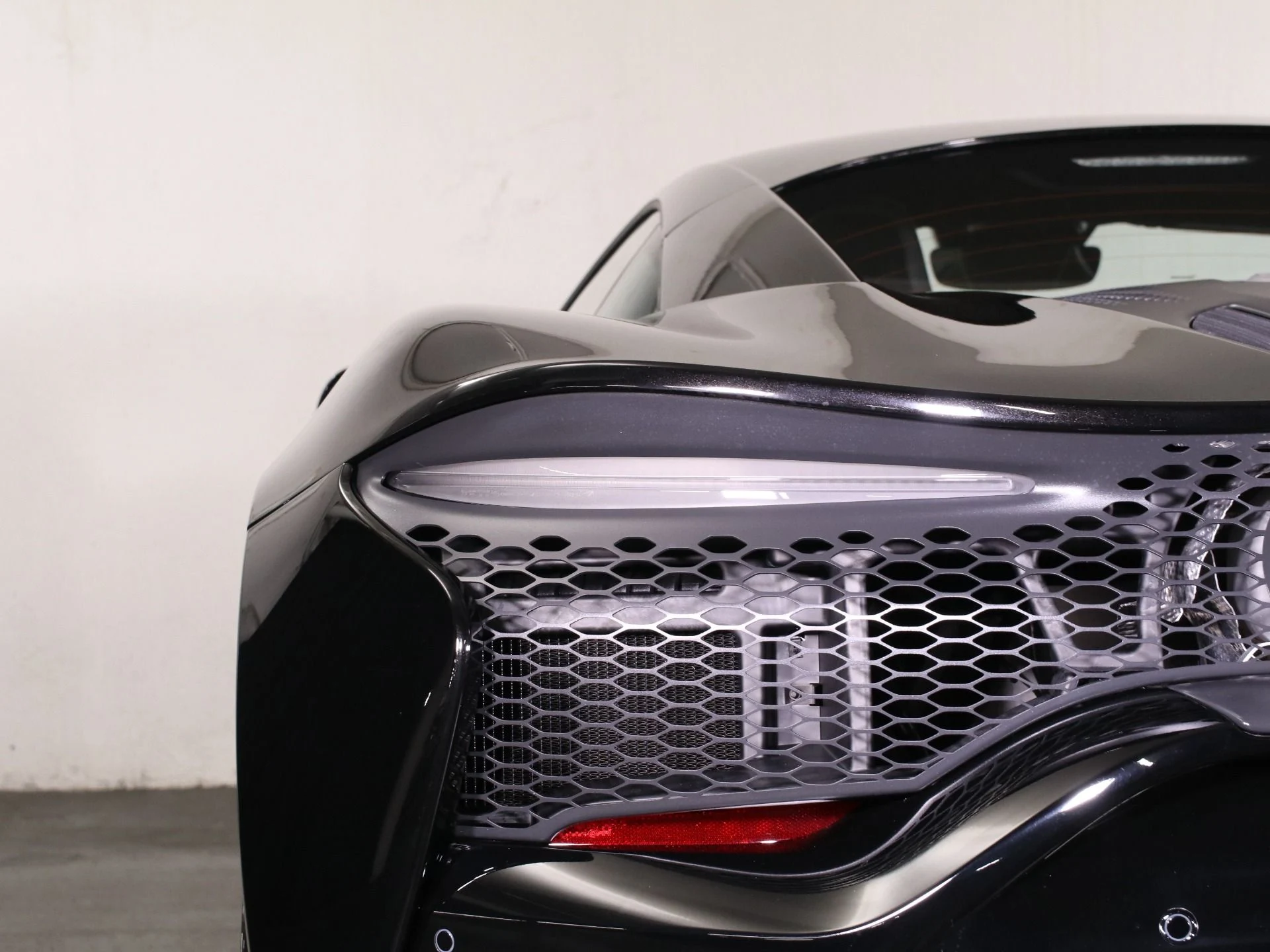 mph026_3952247075_New_2025_Mc_Laren_Artura_1739225435_0e8e864831