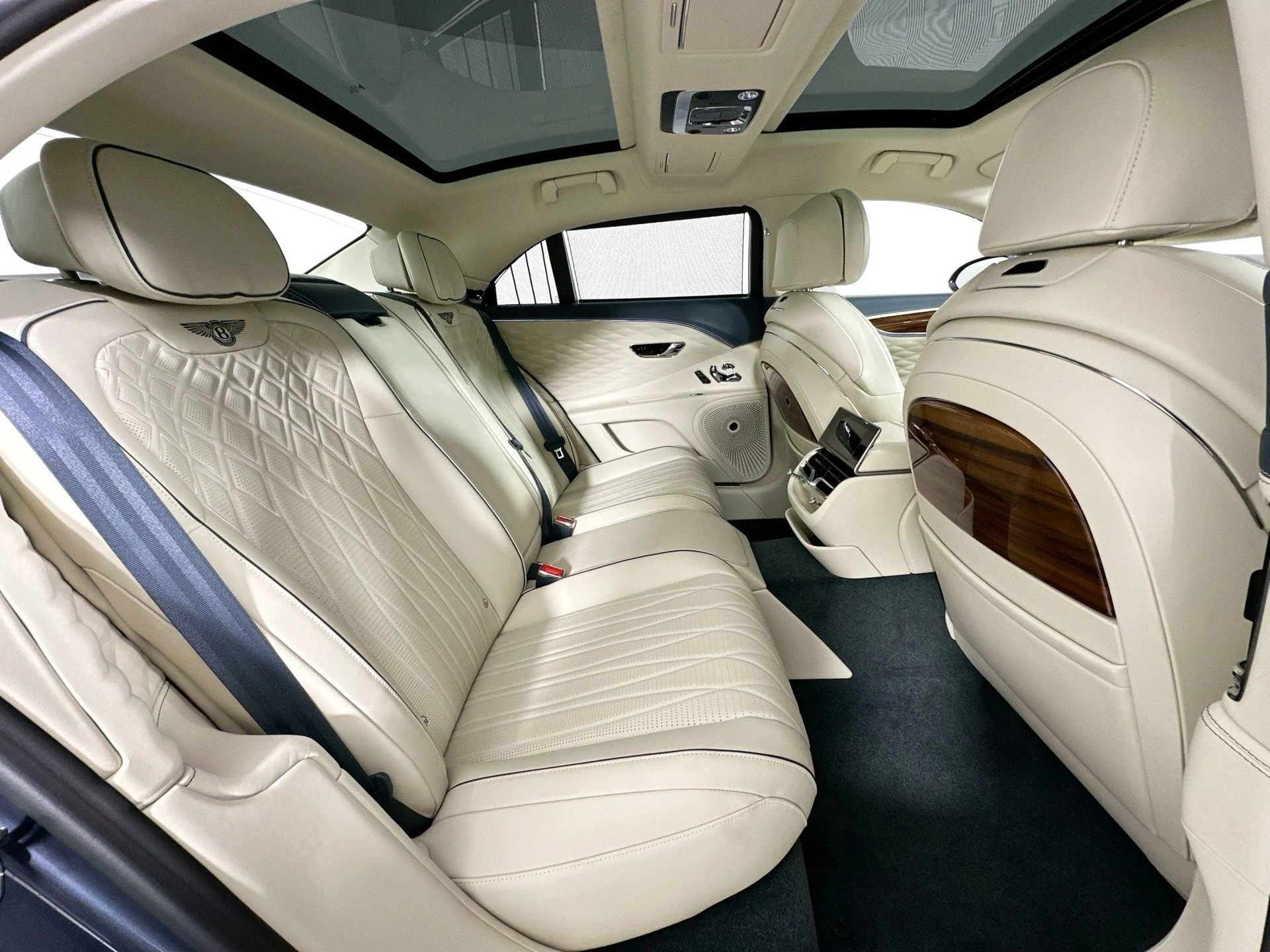 mph026_3953686214_27_fdd9c0dae8