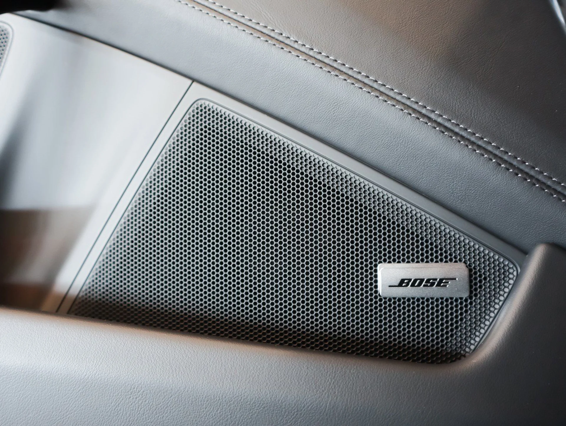 mph026_3956179919_7ea1e4cee6192ad79063a8b8fa0ce8da_f1bcf24834