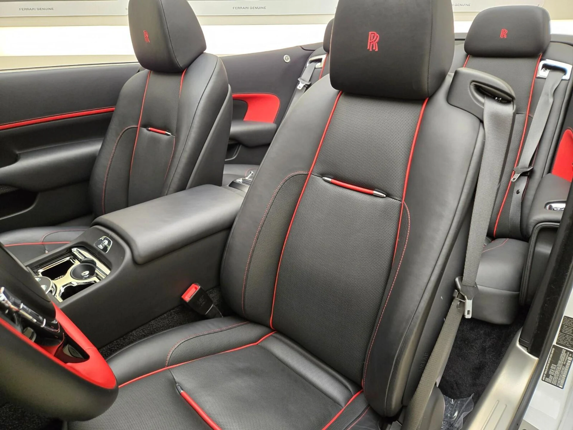 mph026_3961874873_Used_2020_Rolls_Royce_Dawn_1764058211_d4ca75cf09