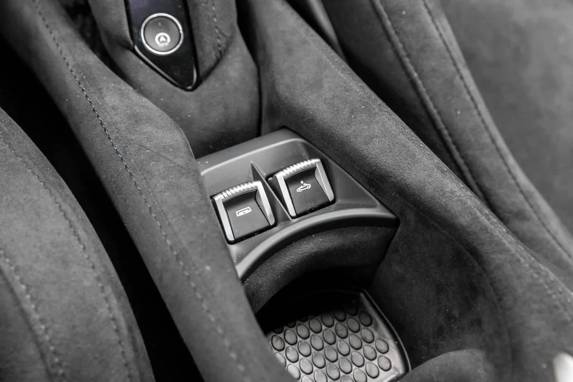 mph026_396373856_27_3c679aae20