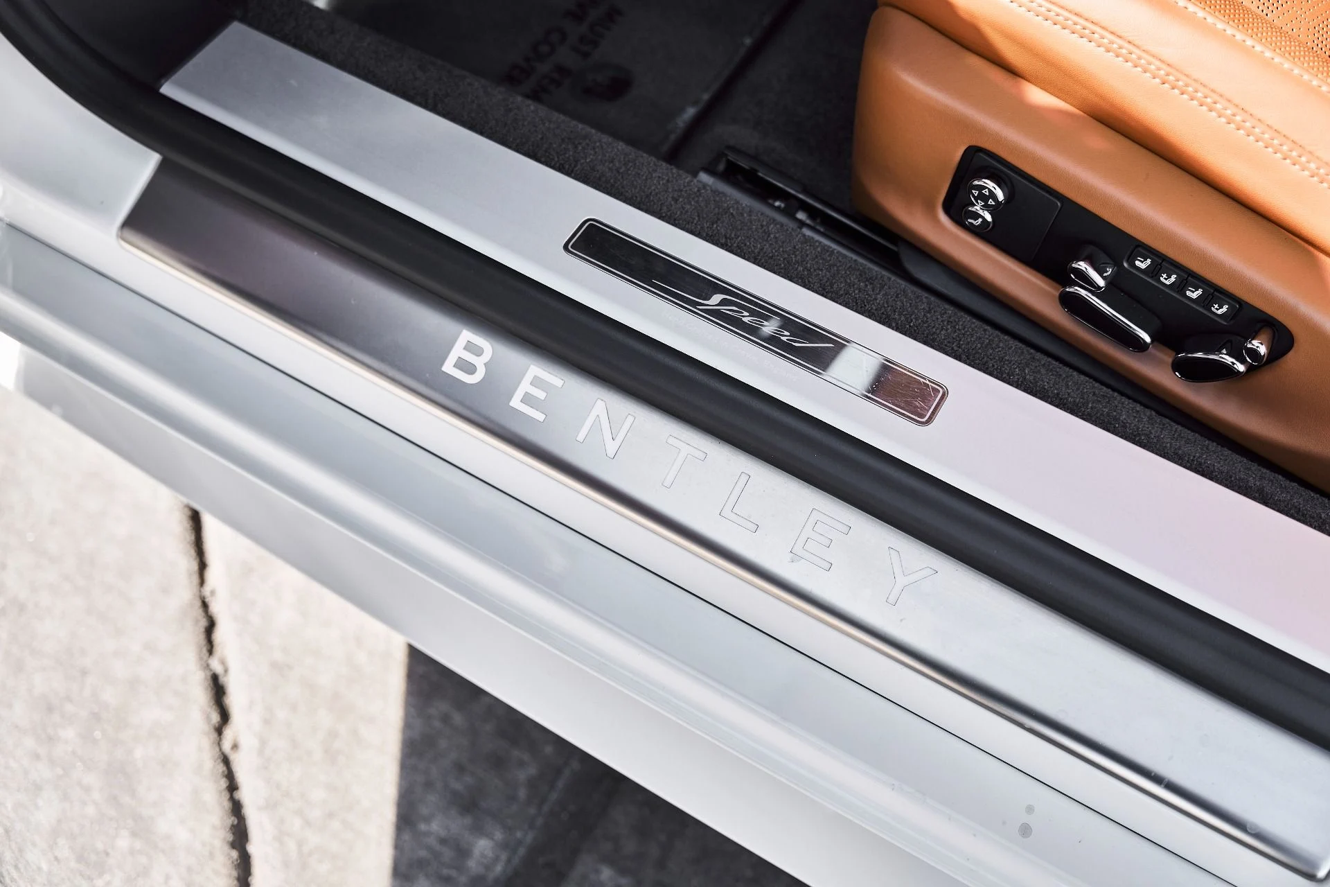 mph026_3966012537_Used_2025_Bentley_Continental_GT_Speed_1775343848_15f924f951