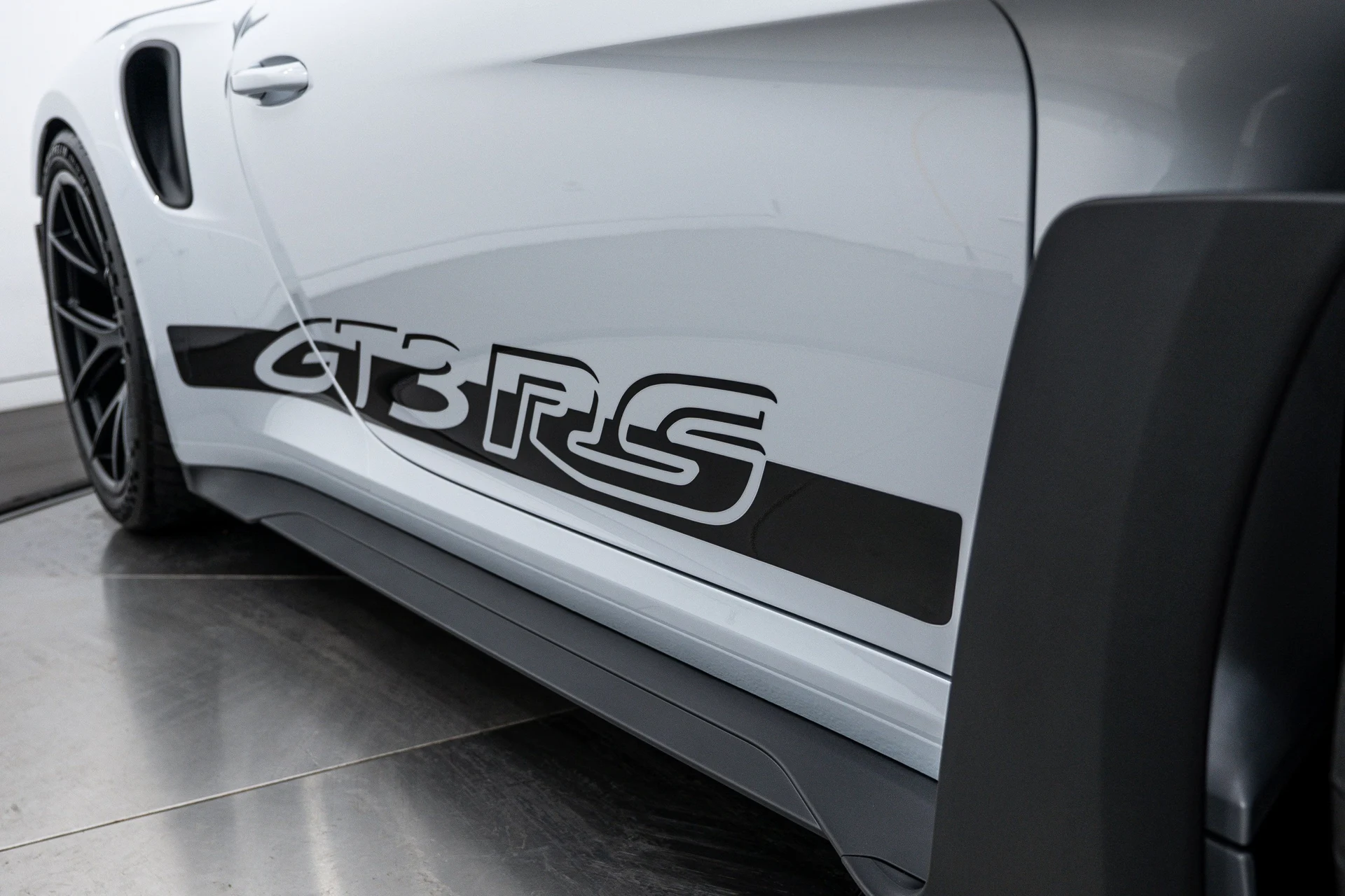 mph026_3974661537_9dfe7ff38cd423d4991b324895f352d9_77e94a5cfb