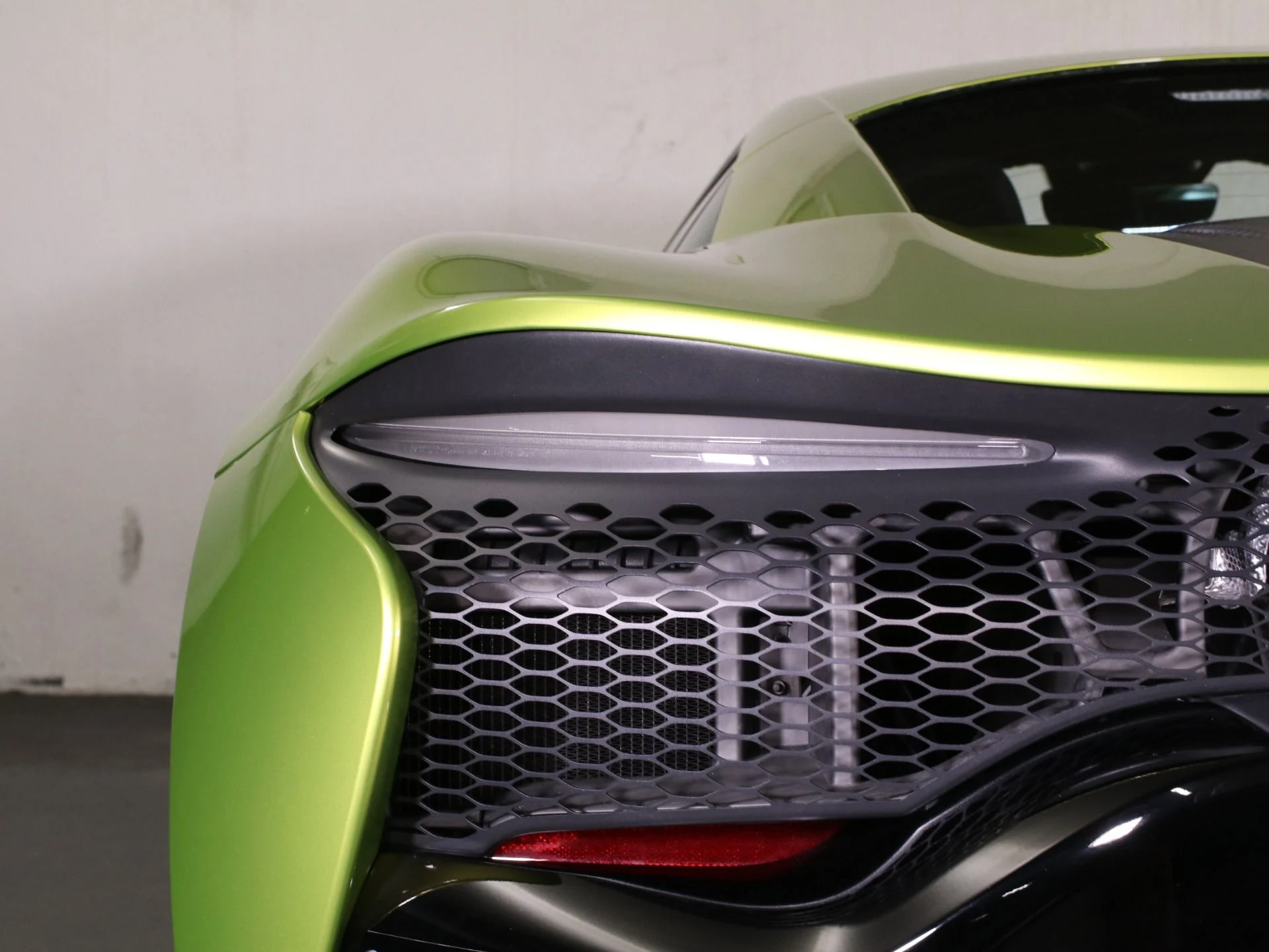 mph026_397527552_Used_2023_Mc_Laren_Artura_1729490417_4c8d5f46a0