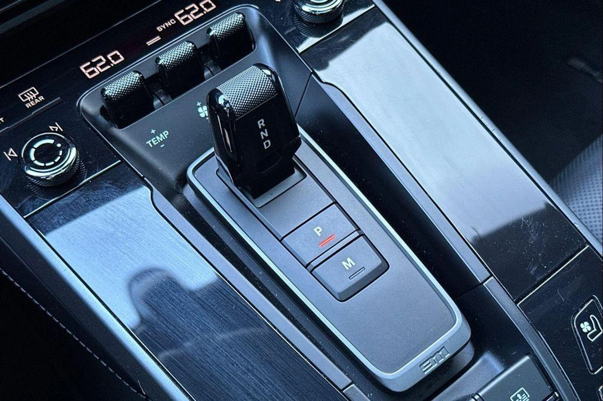 mph026_3976630564_q_Ky_E_Dn1_Mri1voujsn_R_L_Dsn_UC_Ps_348ac3f26f