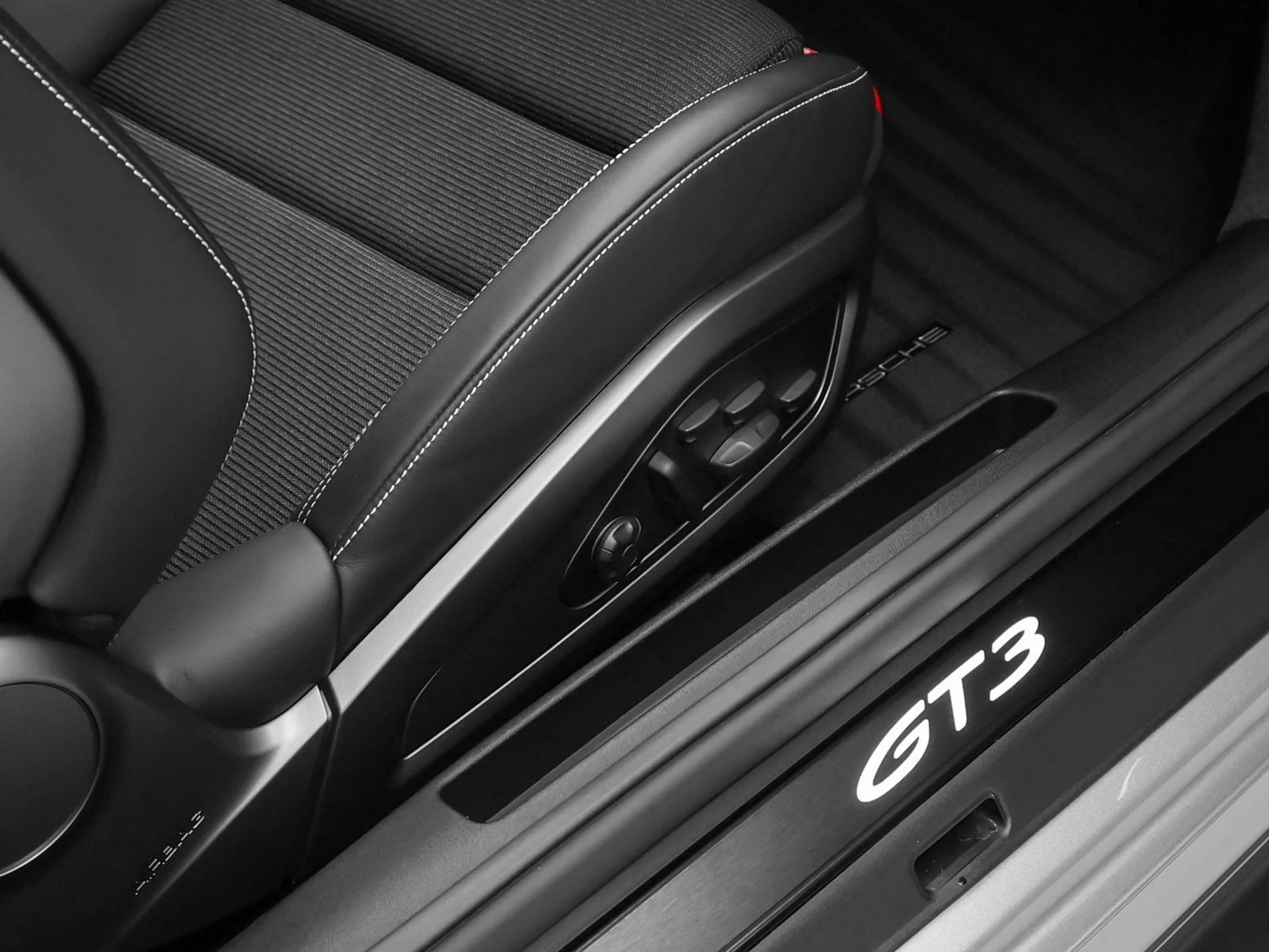 mph026_3978063481_27_d8a09b36da