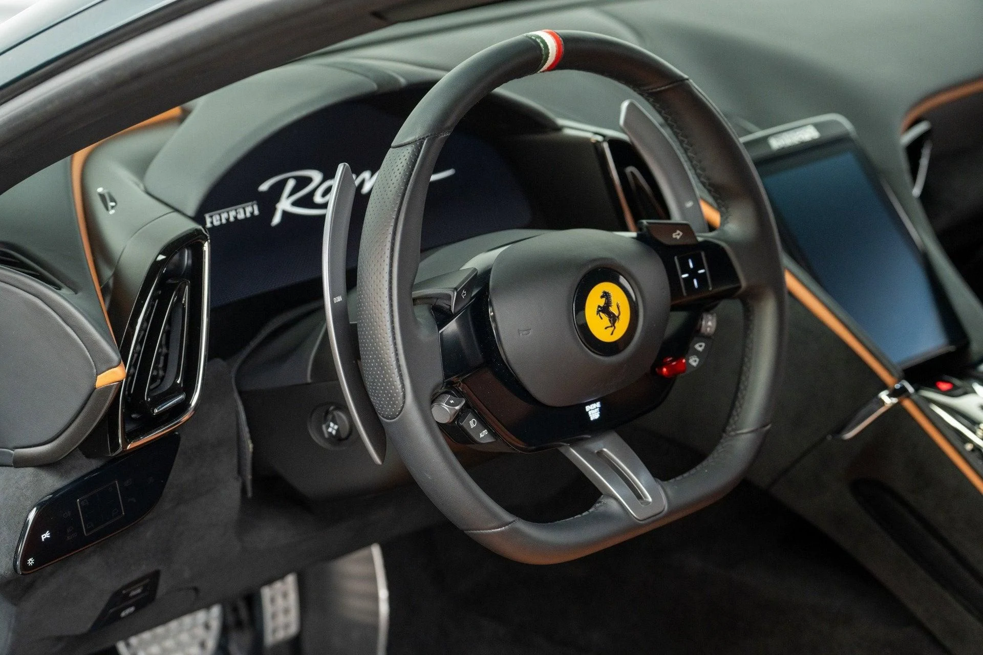 mph026_3981156001_Used_2022_Ferrari_Roma_1777382874_8cf85b4b15