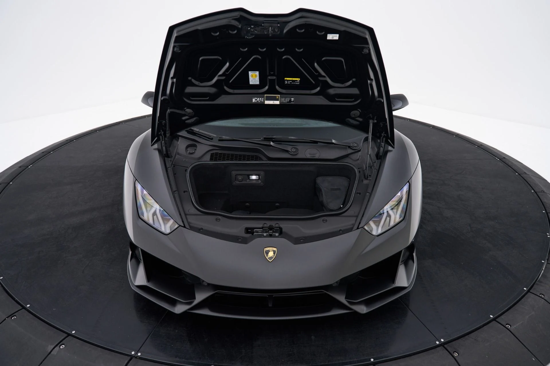 mph026_3989768651_Used_2022_Lamborghini_Huracan_EVO_Base_1792542181_07718d663c
