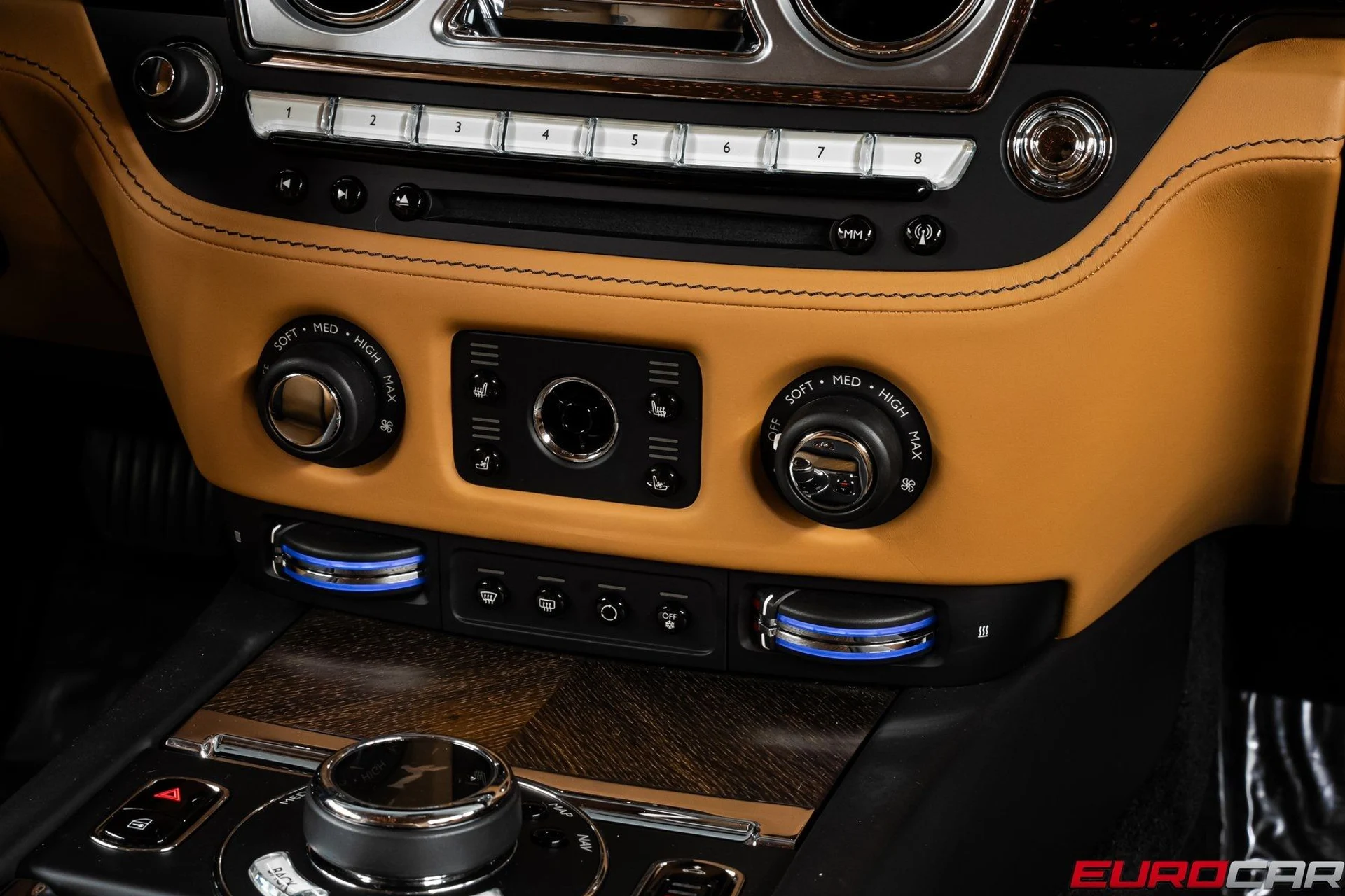 mph026_3991134742_image_27_00e77211a3