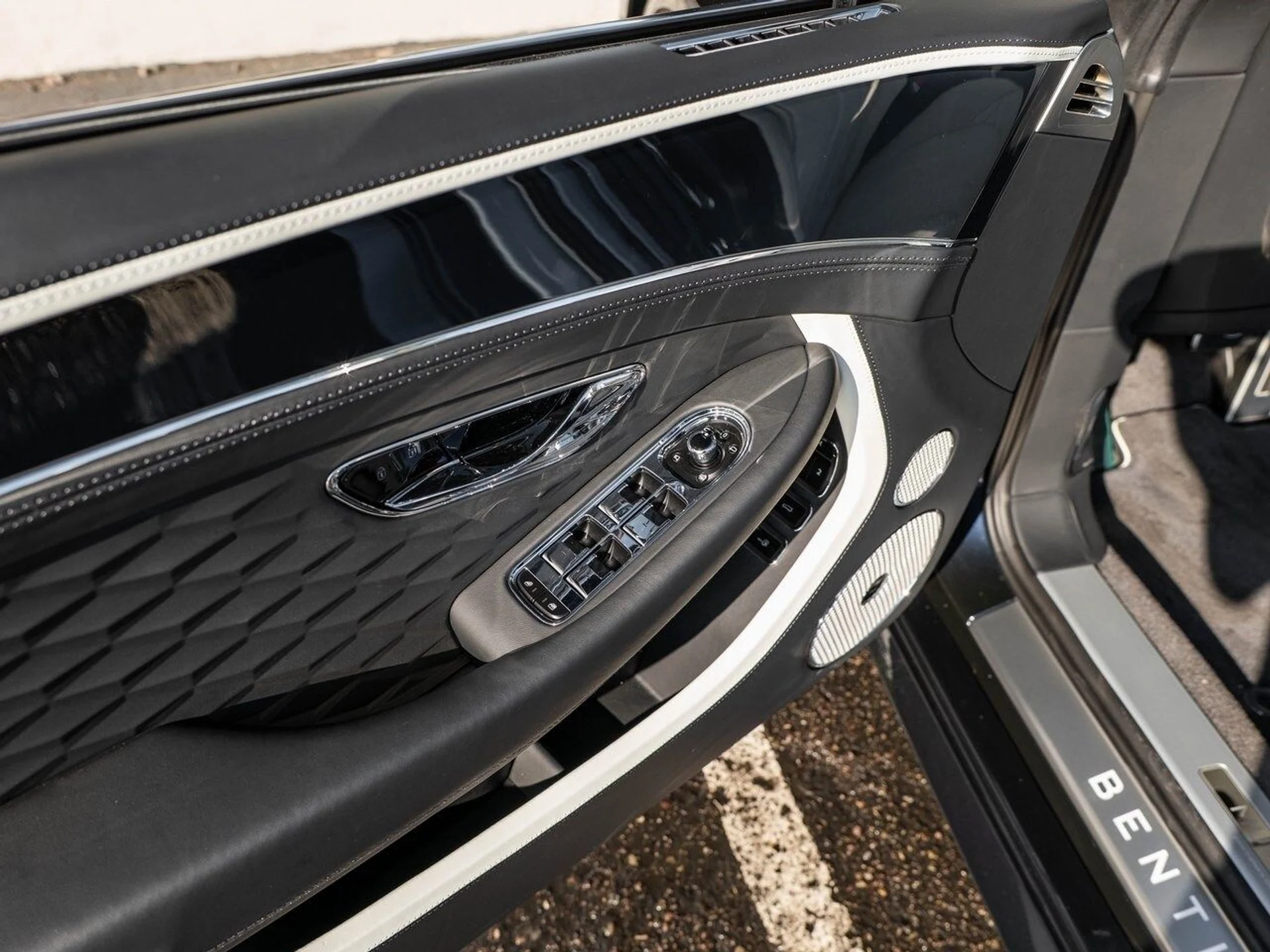 mph026_3991648009_b94dfbefcbcc2005749b10d2d1ae14c7x_4d9b202389