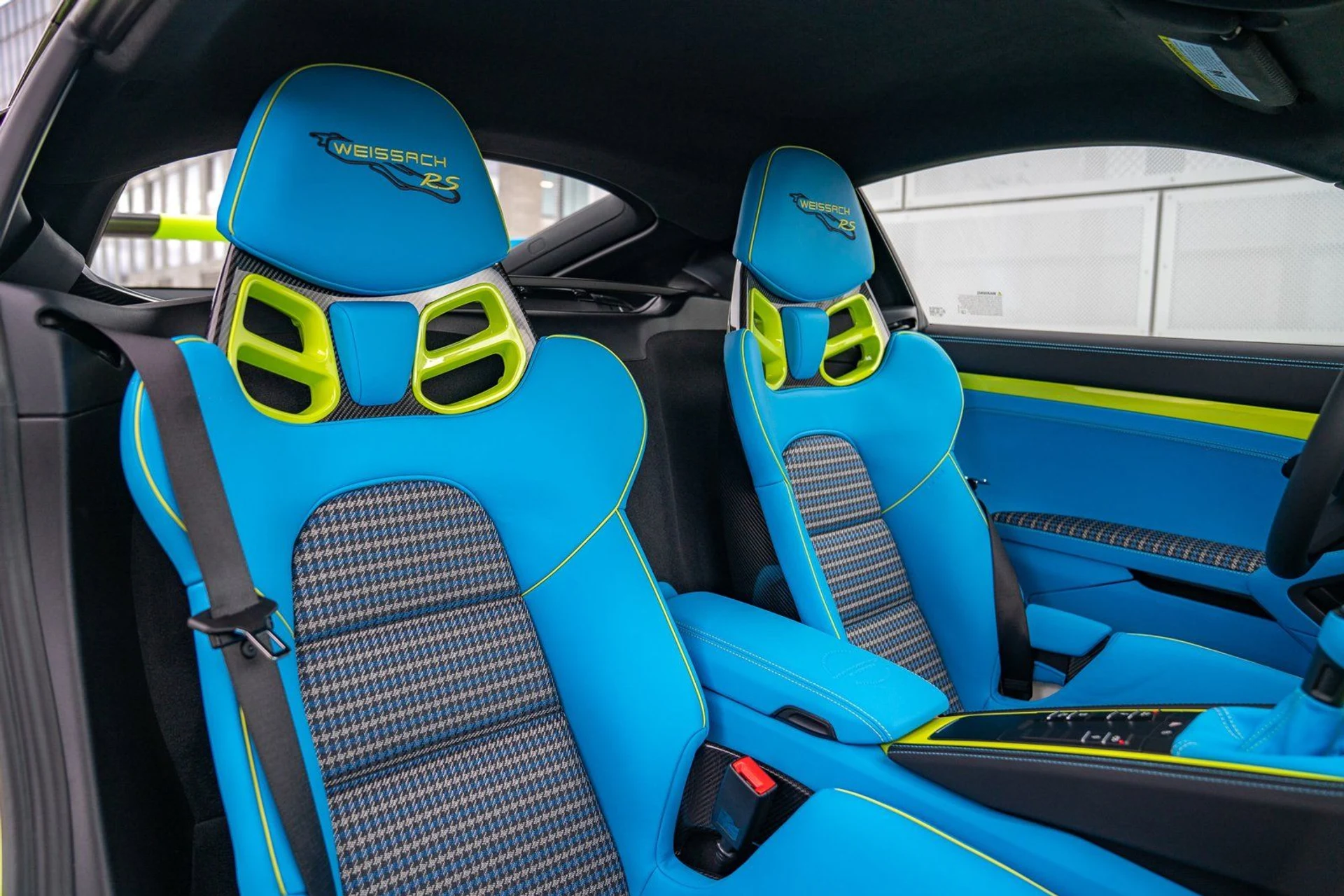 mph026_3993952314_784b2afe5e248a136b2218c8d10c079fx_ed5e9da795