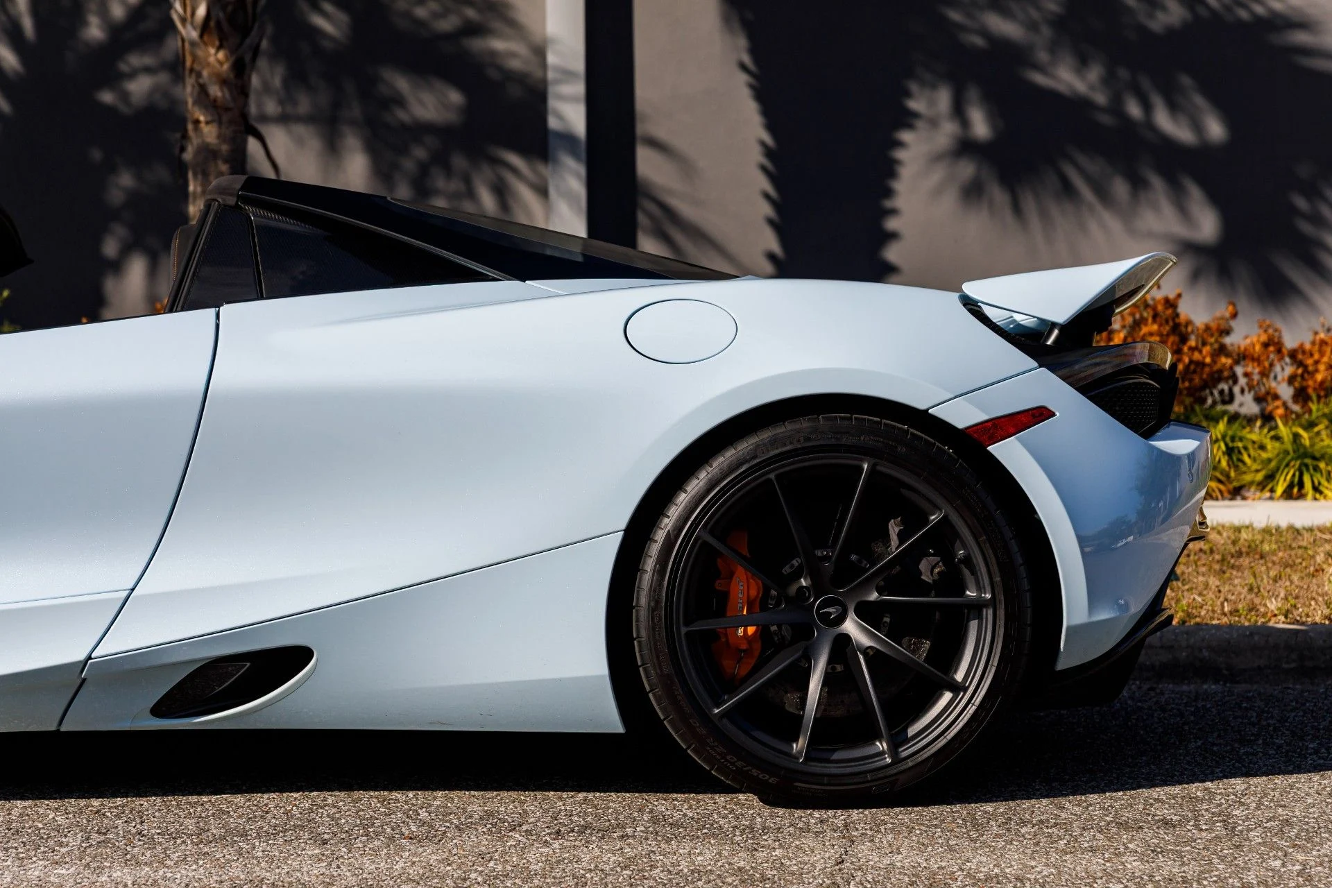 mph026_3995307206_654_p27_l_4deef4b838