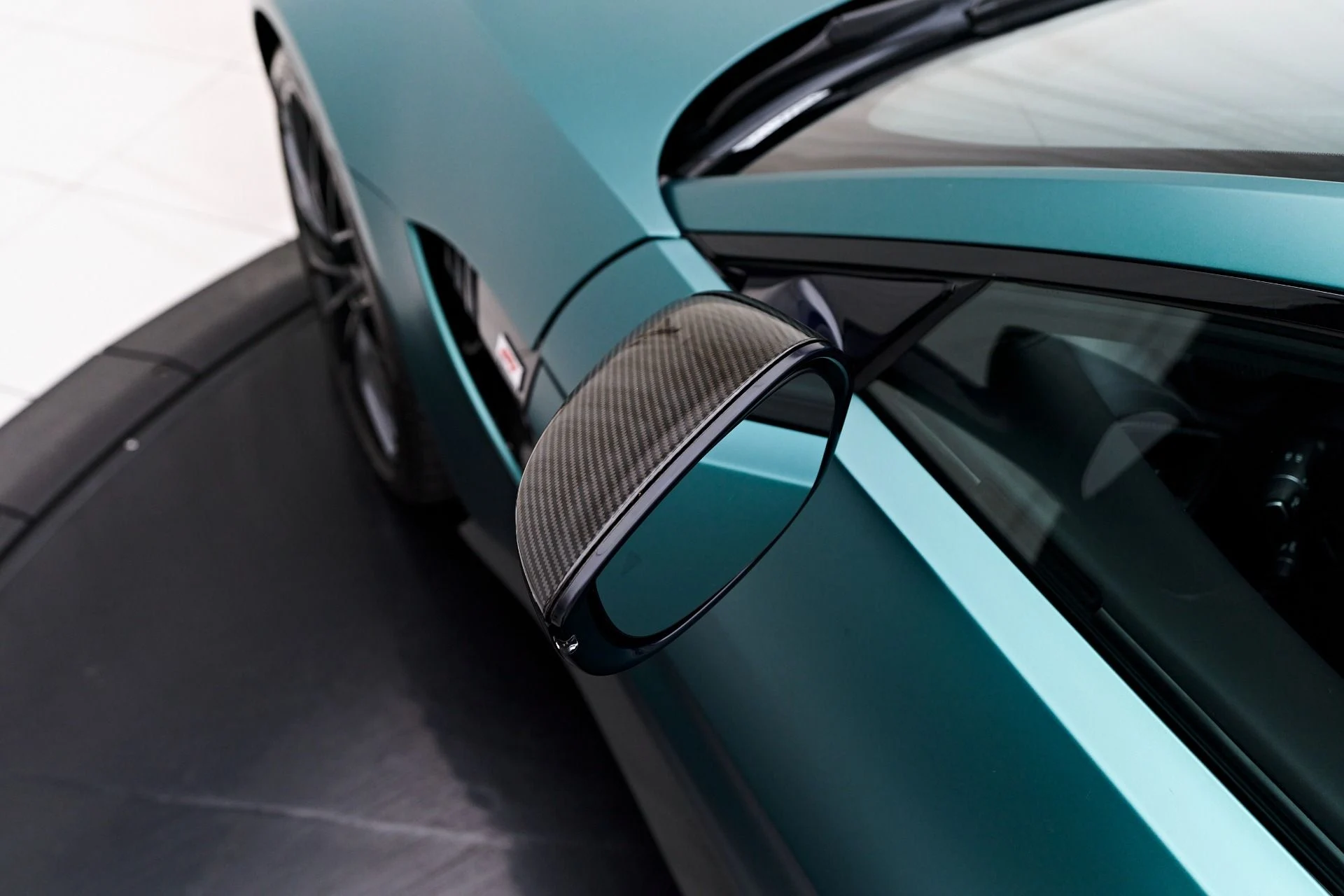 mph026_4012904053_Used_2023_Aston_Martin_Vantage_F1_Edition_1755655630_95c6480619