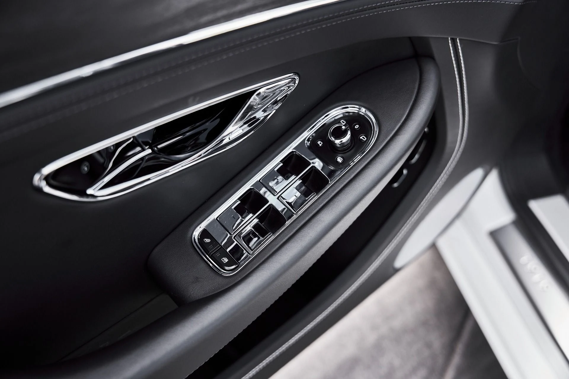 mph026_402035967_Used_2020_Bentley_Continental_GT_V8_1777078751_1b71eeb7e4