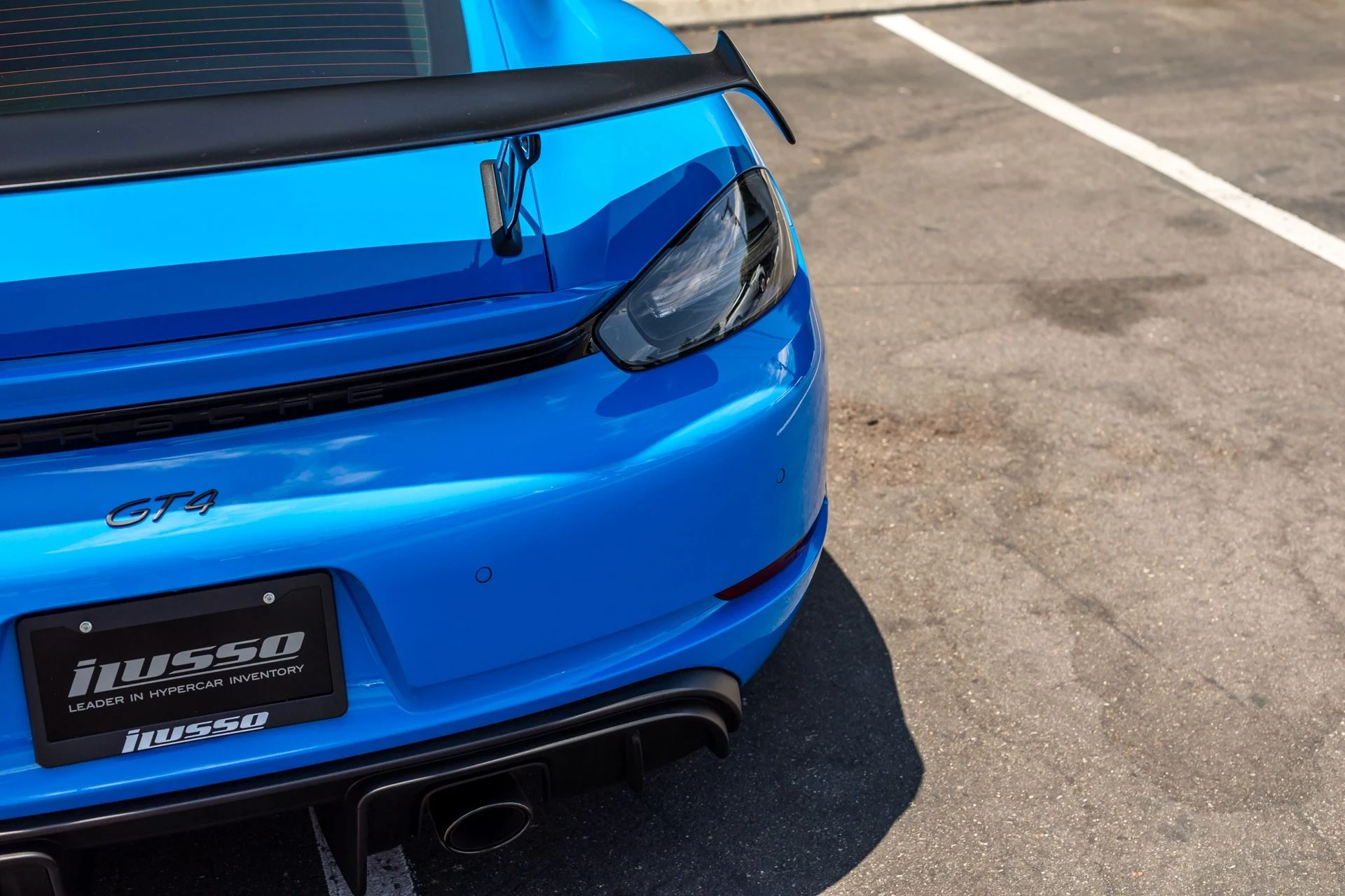 mph026_4033278737_Used_2023_Porsche_718_Cayman_GT_4_1721258211_5d218265de