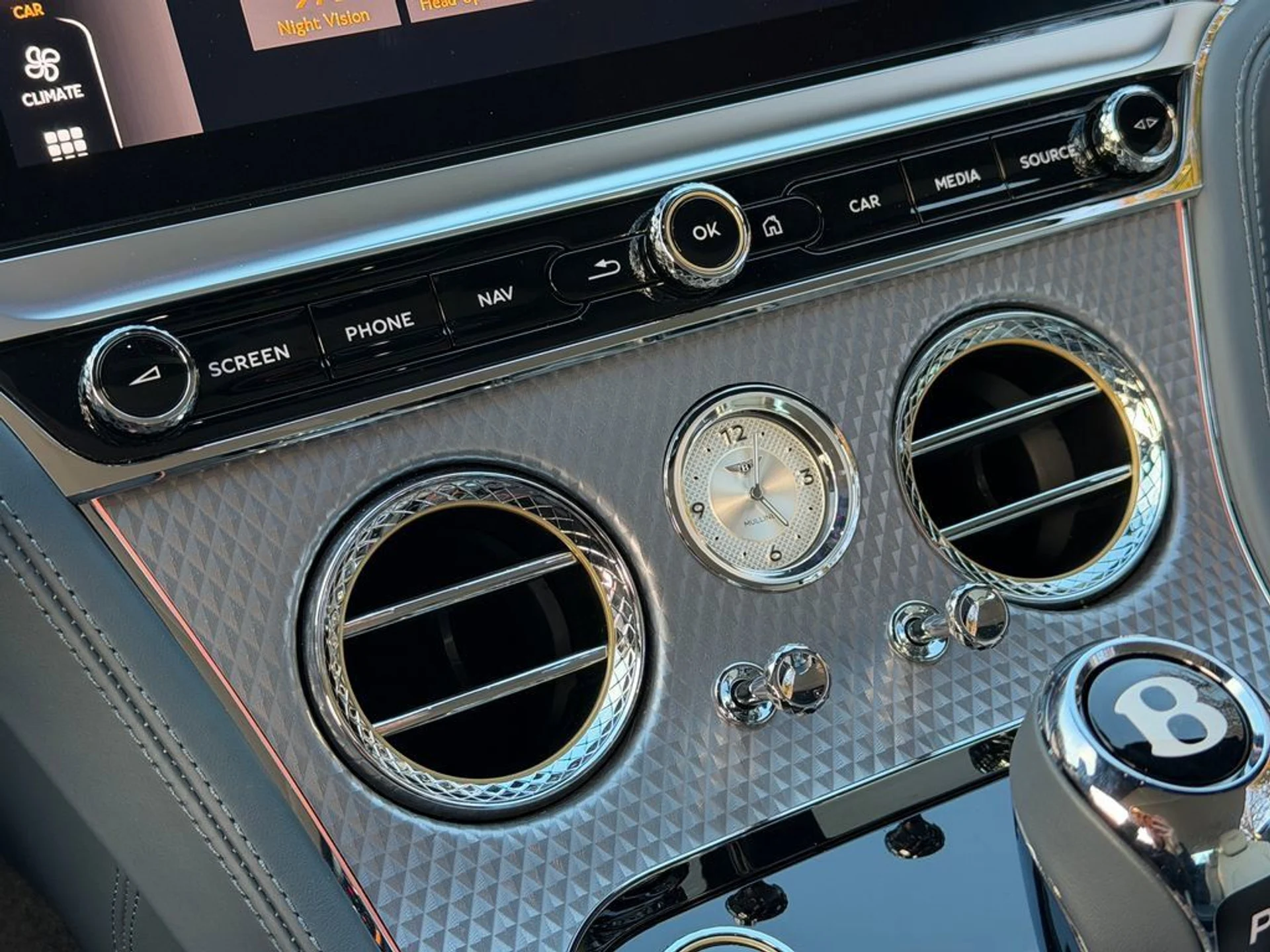 mph026_4036086770_f39a8292a8b44f63bd1717cb2c998722_3d16729900