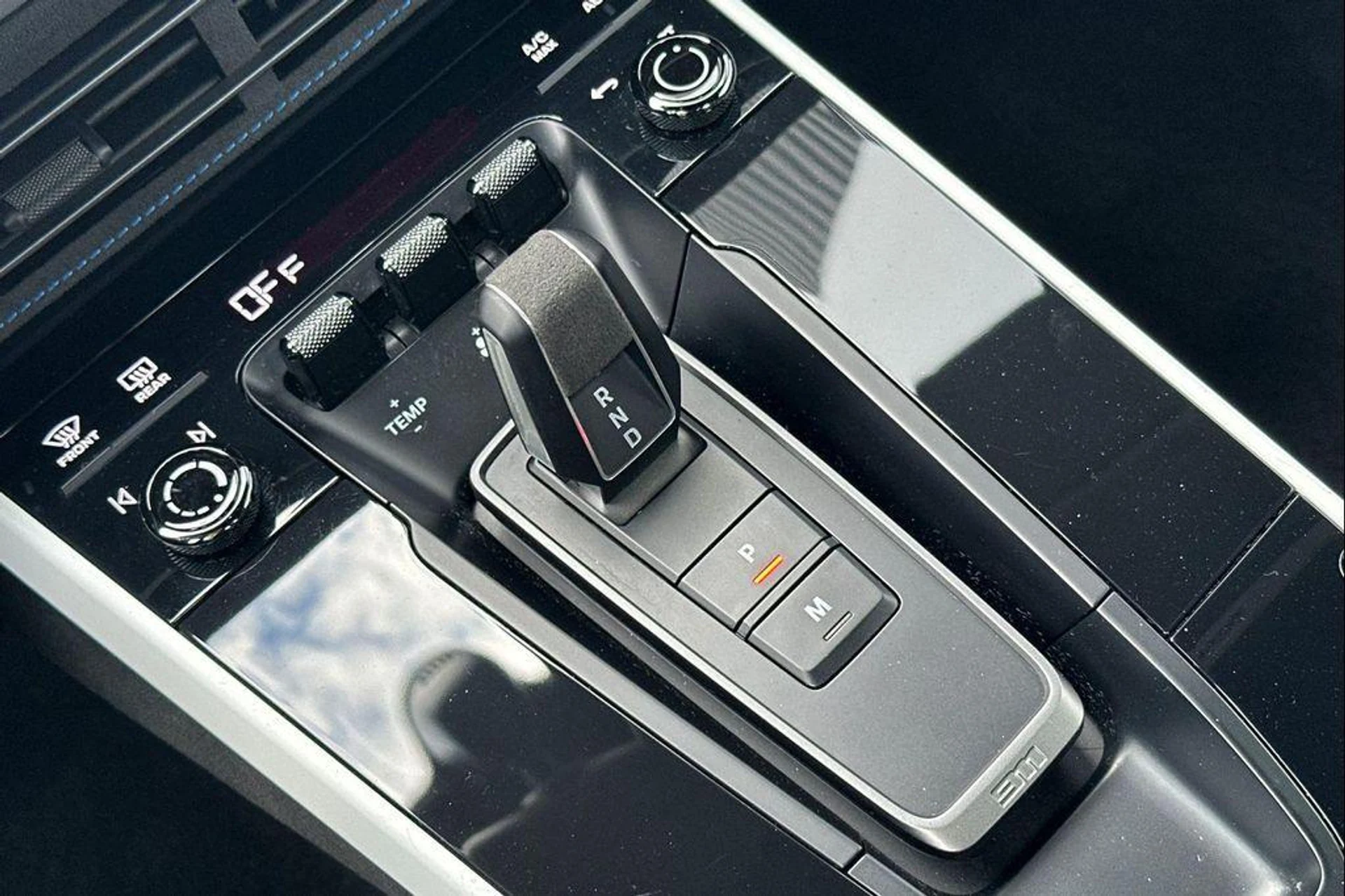 mph026_4037377881_gq_F_Zv_Z4_Tu_D4_H_Jhj_IT_3kzr2nr_HU_38bbb9e2ab