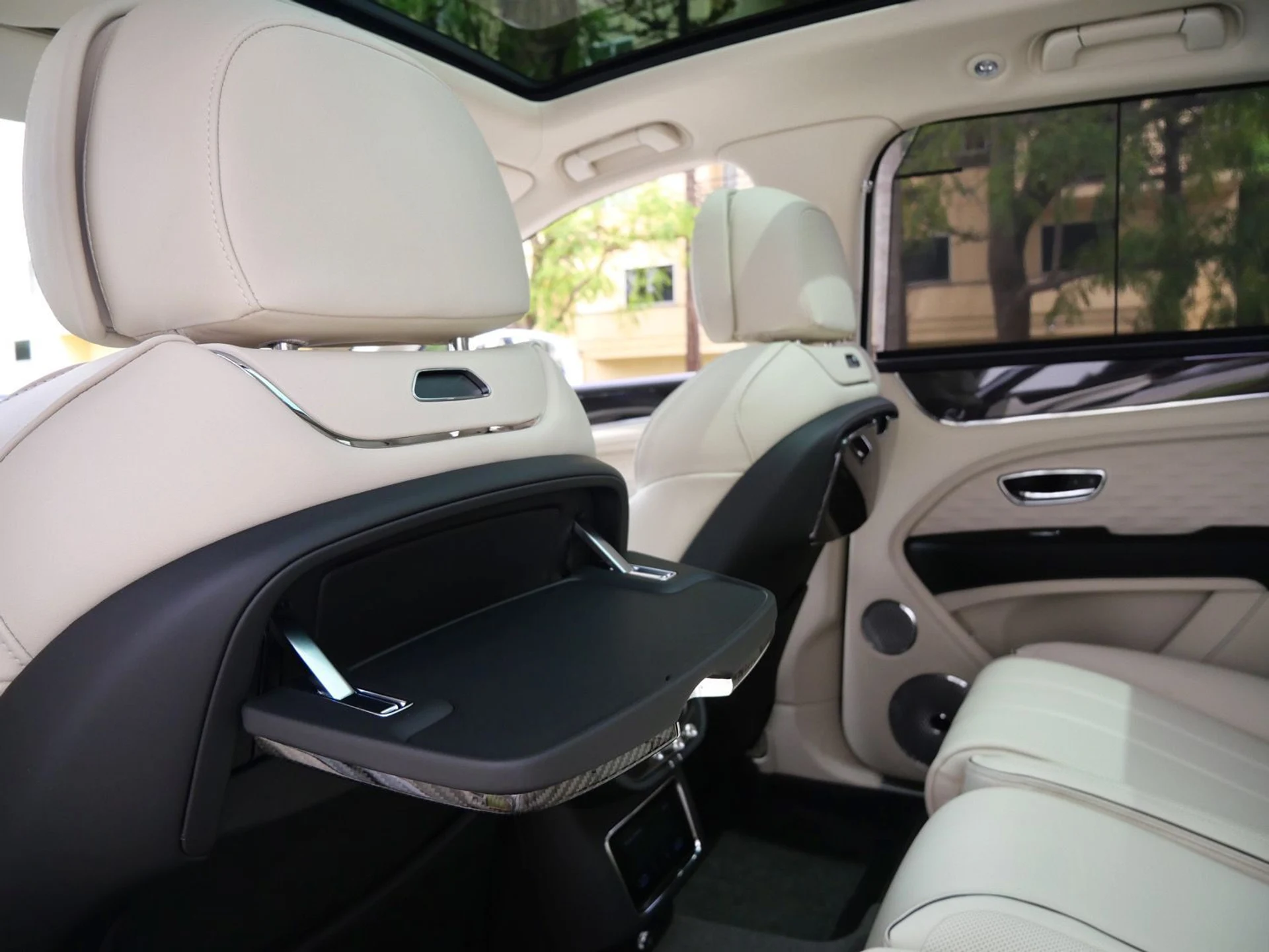 mph026_4039637093_e9e350d731d06c6624da38338537180fx_fc42e5f3df