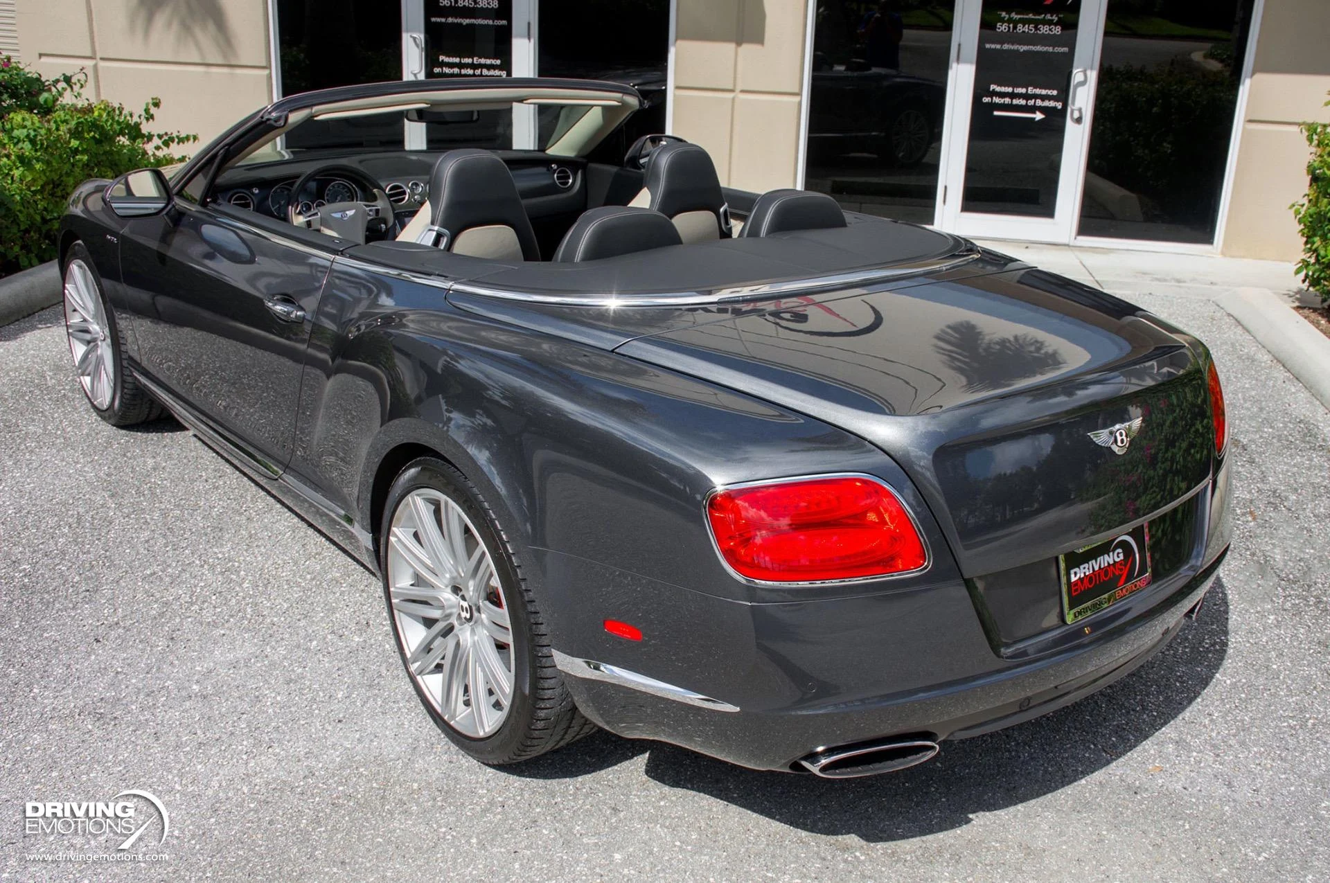 mph026_4043229872_871_p27_l_294c193ae9