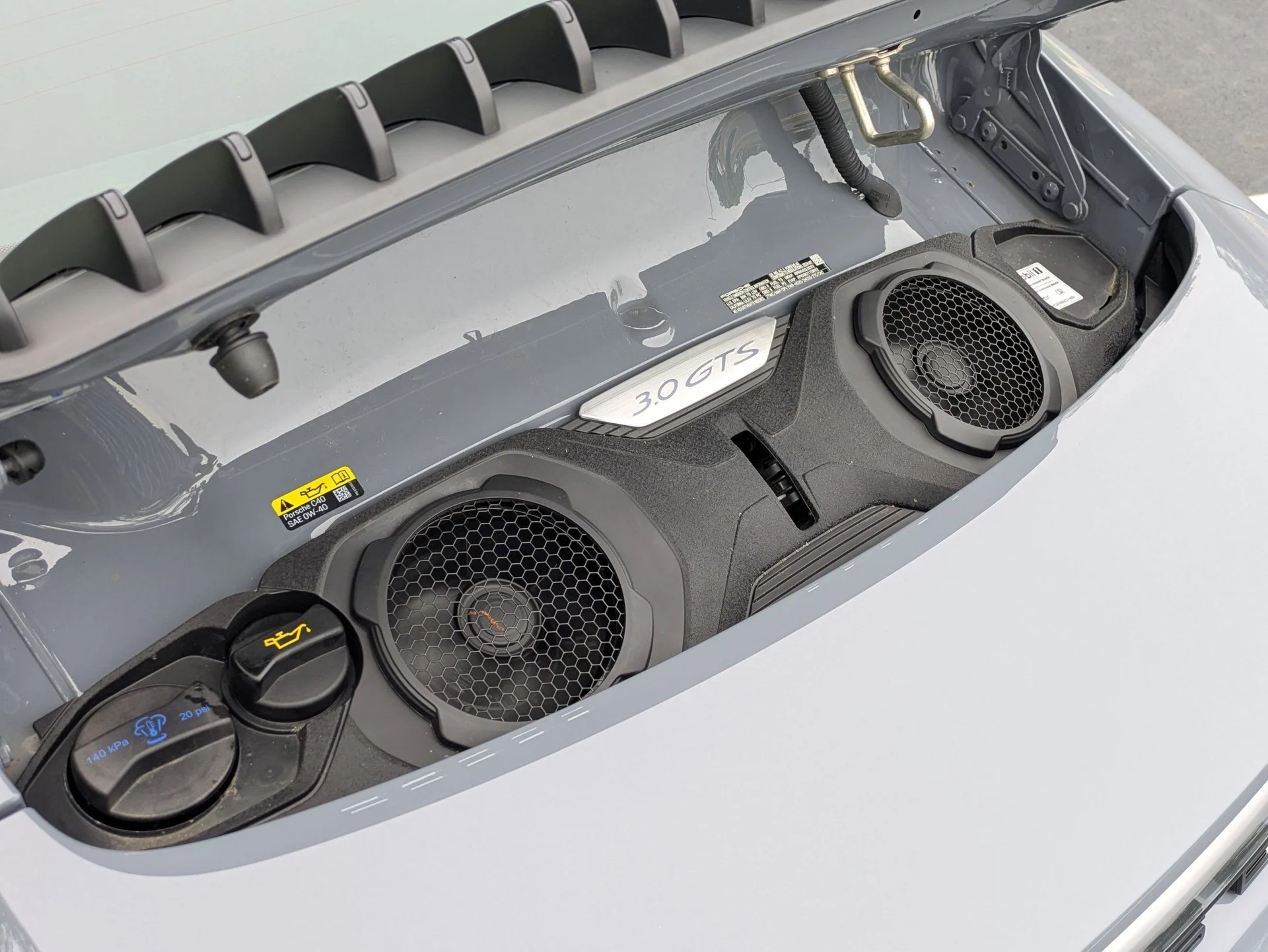 mph026_4043765578_7ddaf274dc472902a2ba7c6b0aedd668x_146985b4da