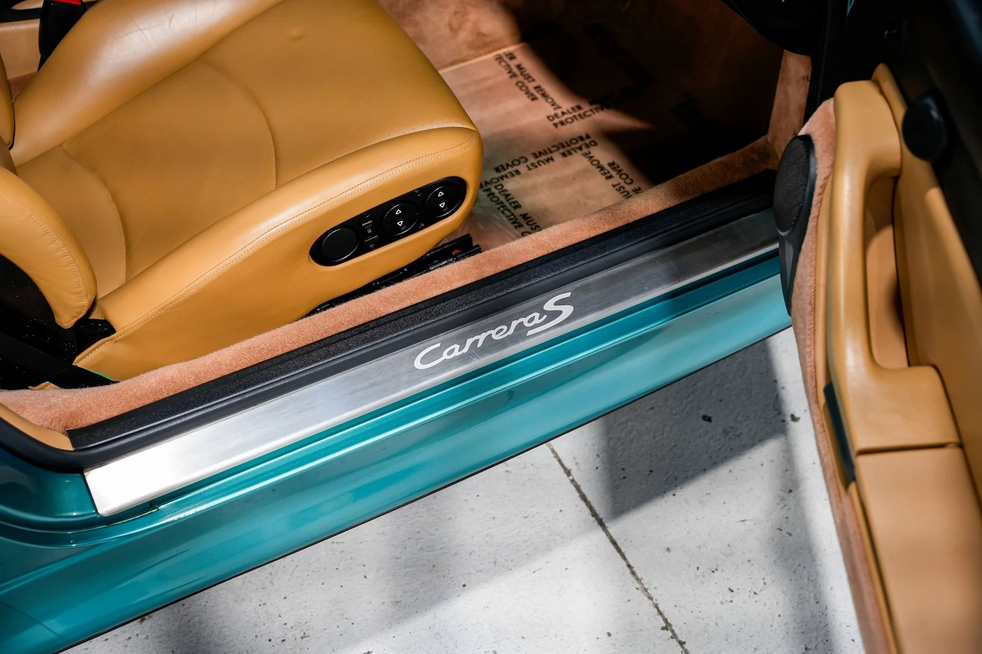 mph026_4044683942_630010cda487d48d8d7ef13325b75971x_378618263d