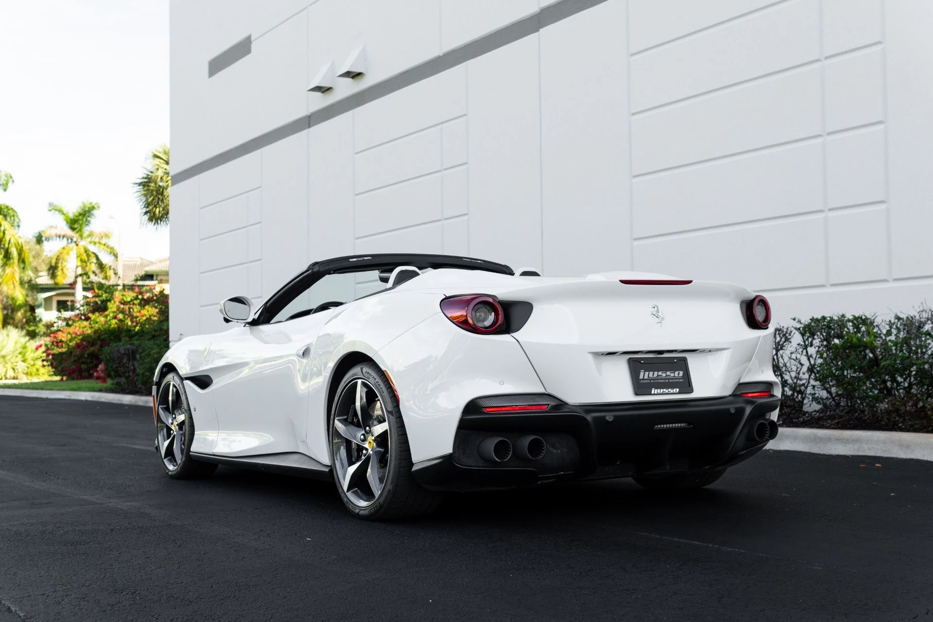 mph026_4044915946_Used_2023_Ferrari_Portofino_M_1766185478_e4e591d932