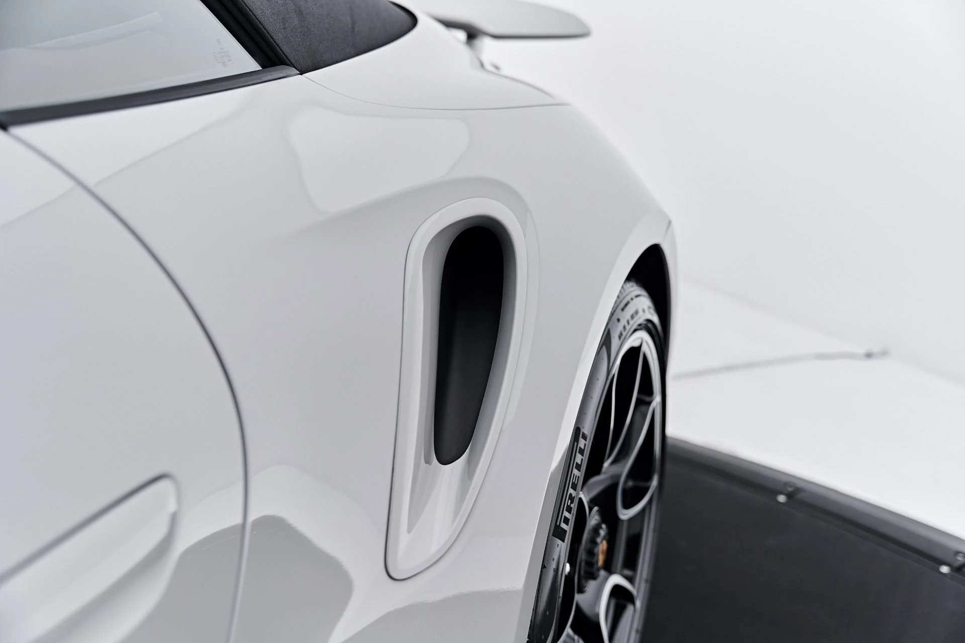 mph026_4047126044_Used_2024_Porsche_911_Turbo_S_1790987927_f0d8c7b7a0