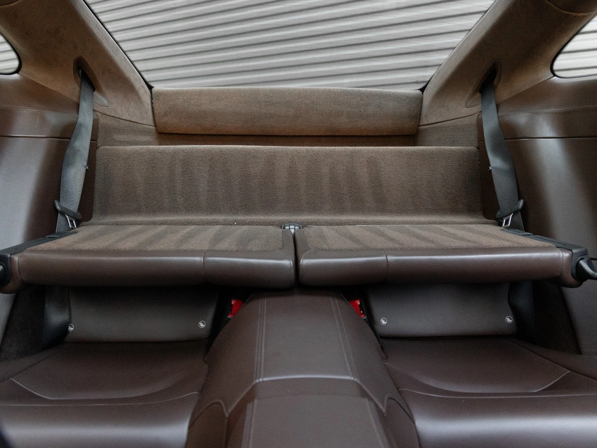 mph026_404878040_27_53c2293380