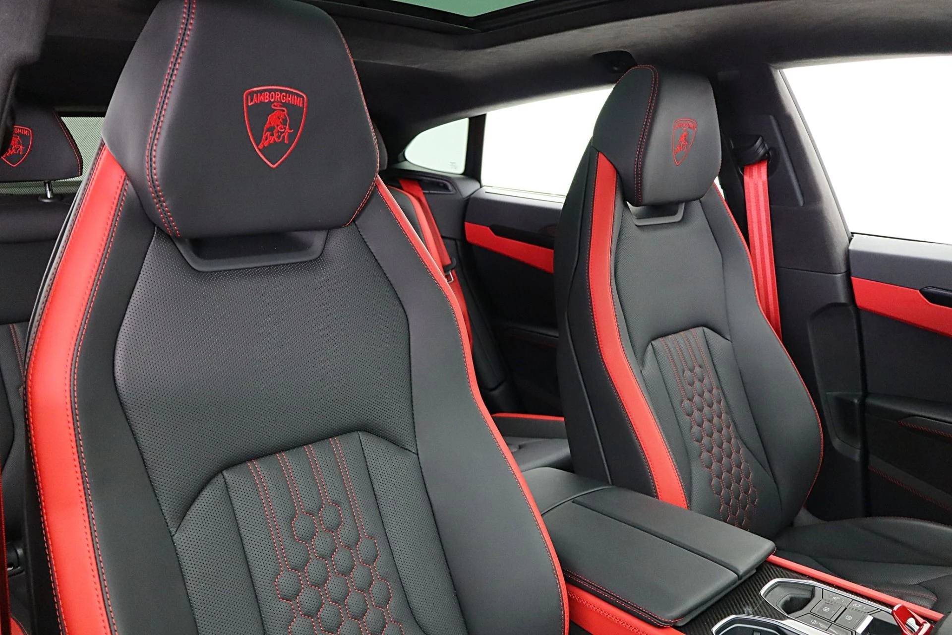 mph026_4055753566_Used_2025_Lamborghini_Urus_SELEASE_OPTIONS_AVAILABLE_4aa0a21916