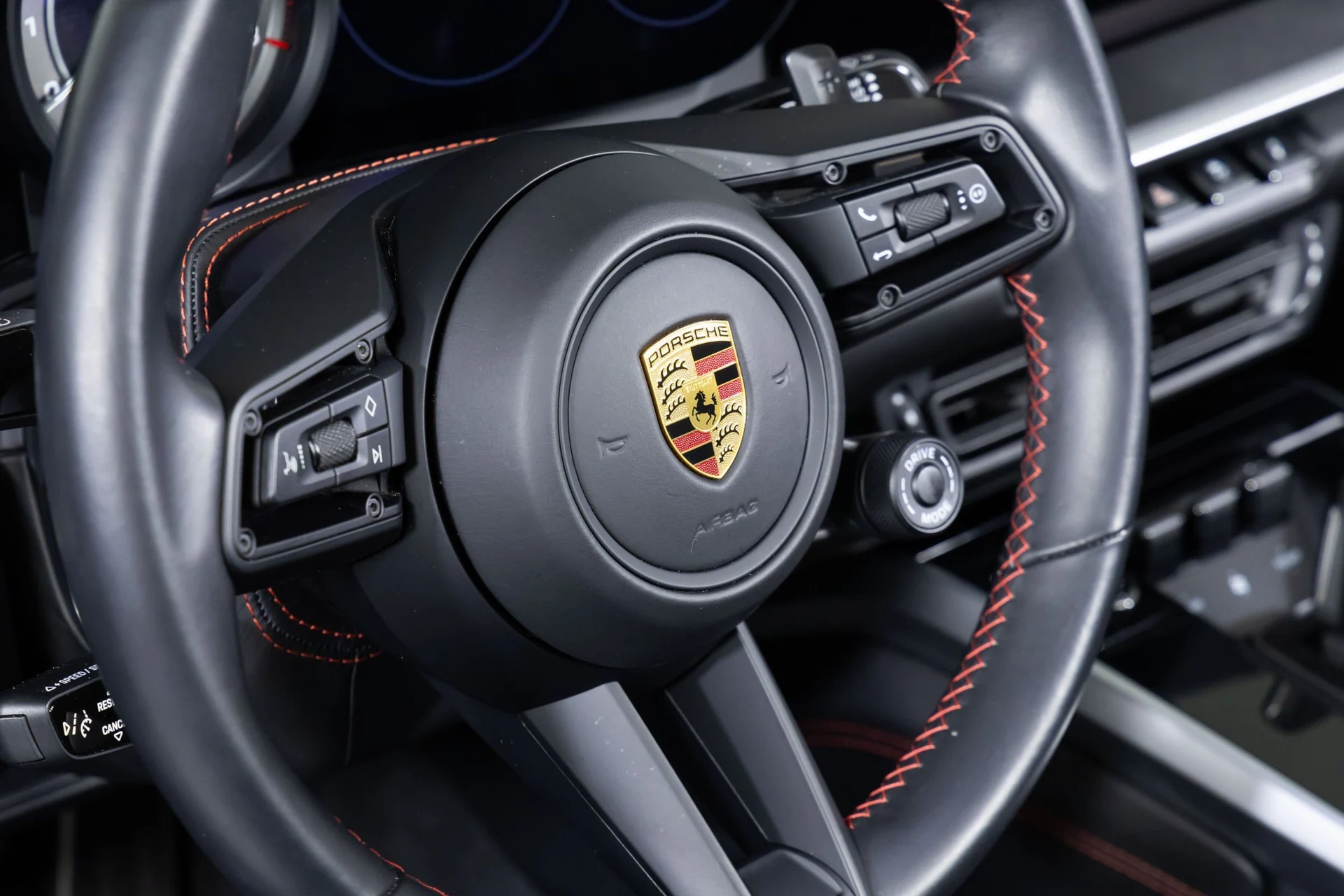 mph026_4056726023_18a349c6022e492fbee90b0f31562dd4_f9bc973307