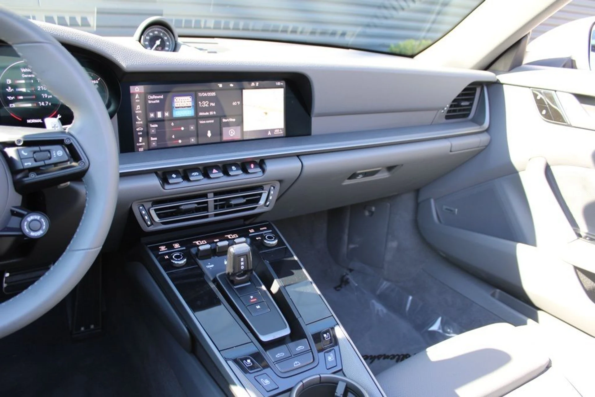 mph026_4057466493_00a96fc8aa0fcca3effd6de3a0dee090_5af1d455cc