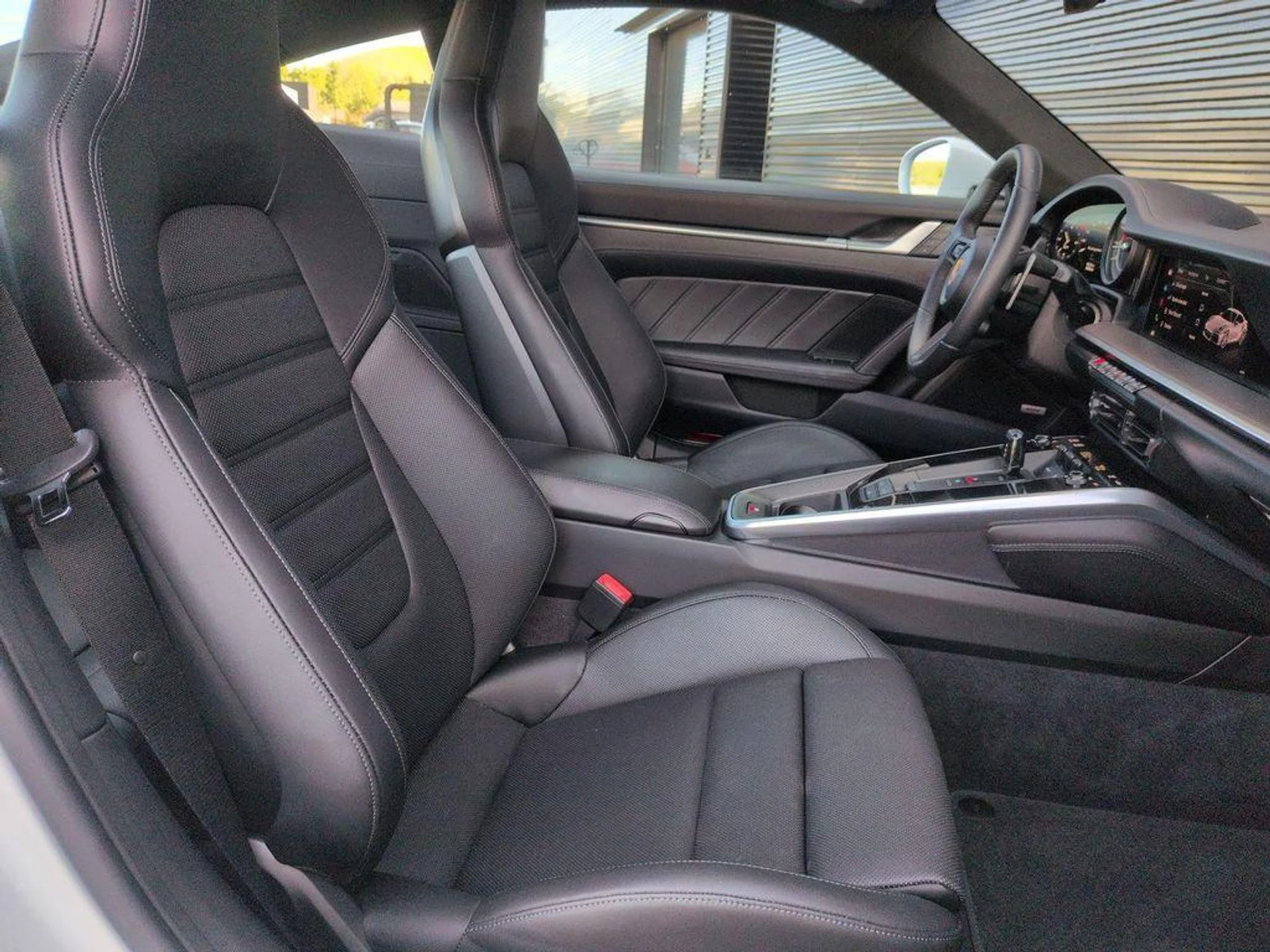 mph026_4070870326_6_O_Foyb_JUI_8d_ST_4_OBKK_Gin04gk4_M_91de939c20