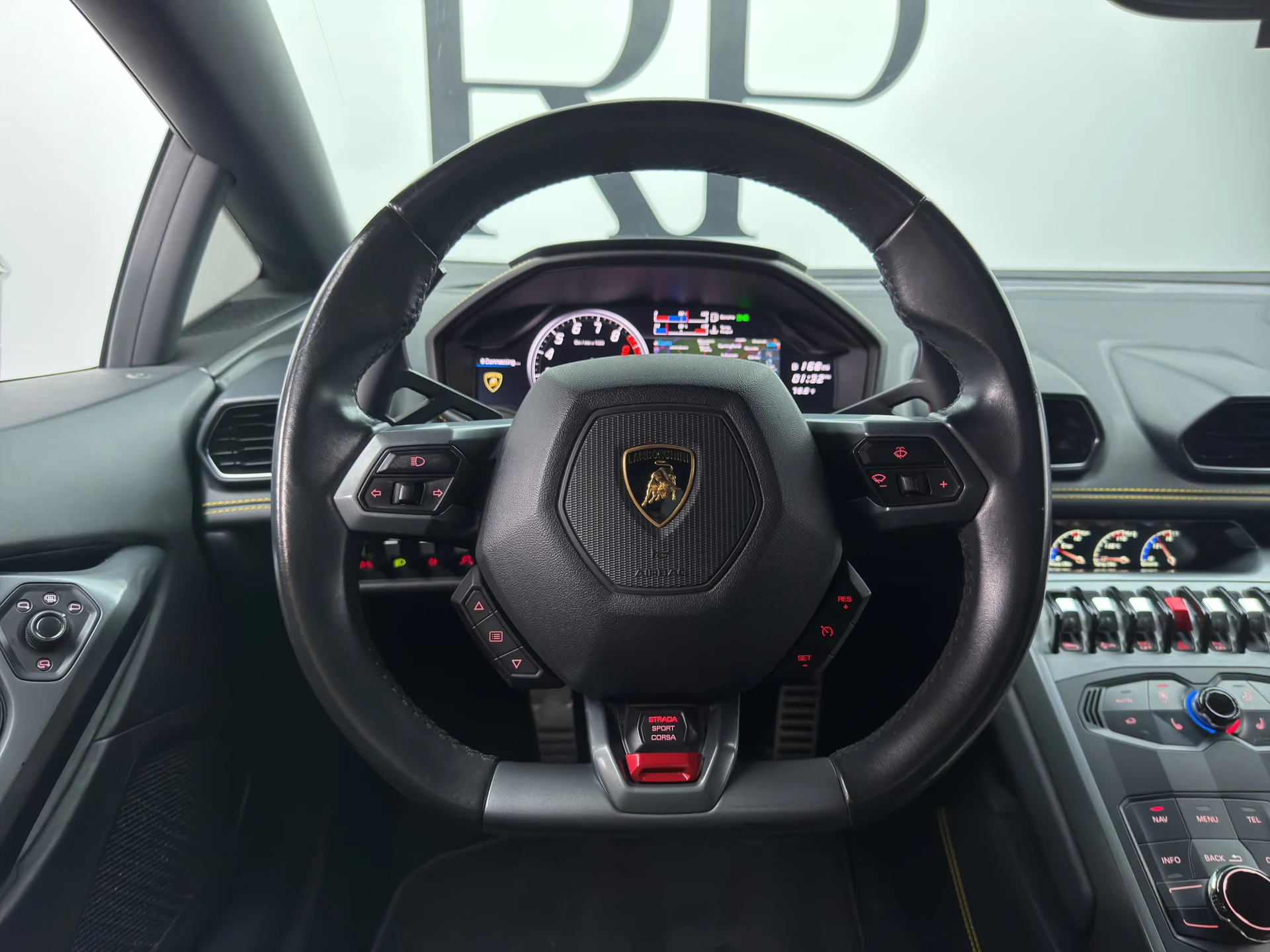 mph026_4078434772_RPA_3771_interior_006_f7184dbf43