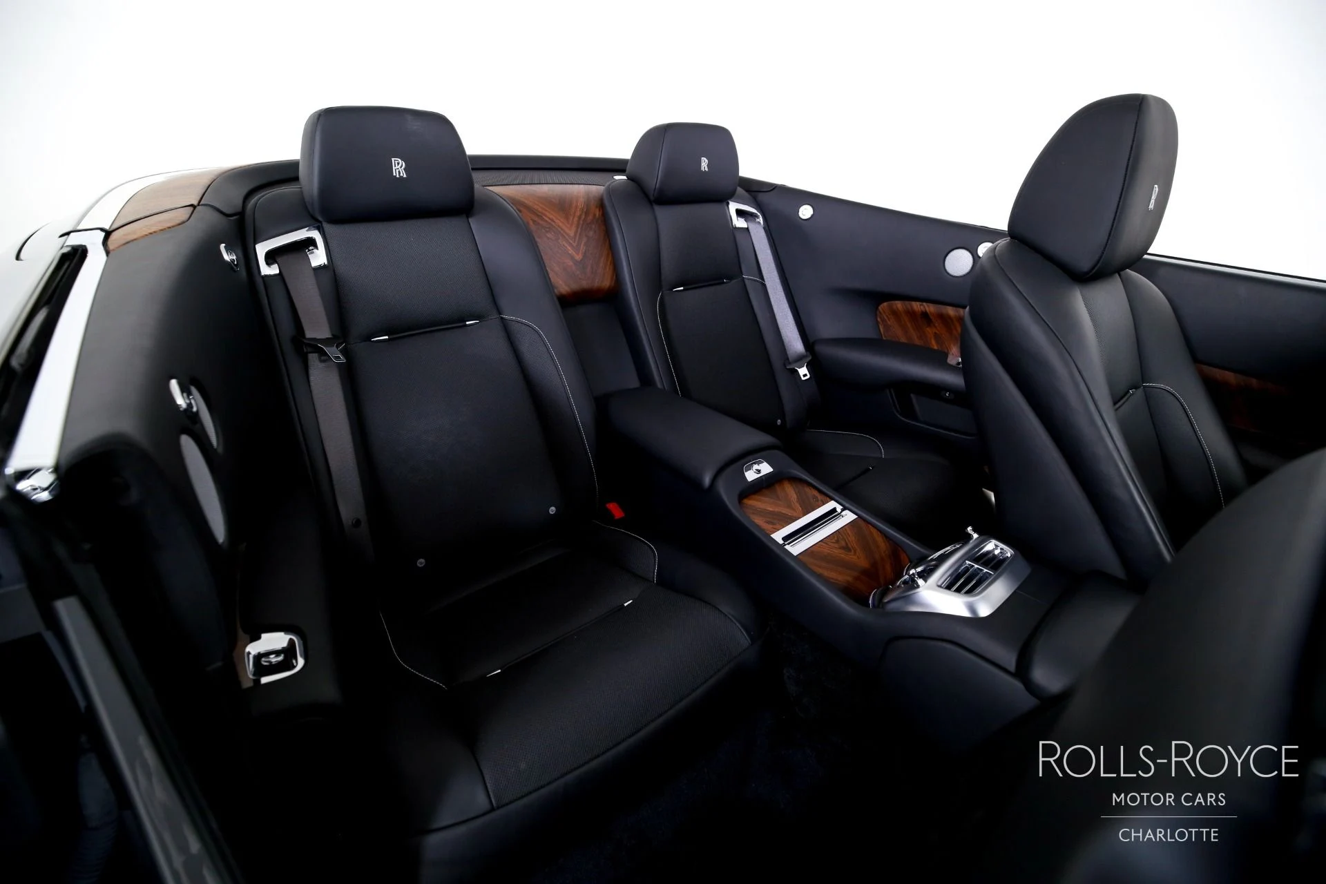mph026_4082670572_Used_2018_Rolls_Royce_Dawn_1789143044_2670e6248e