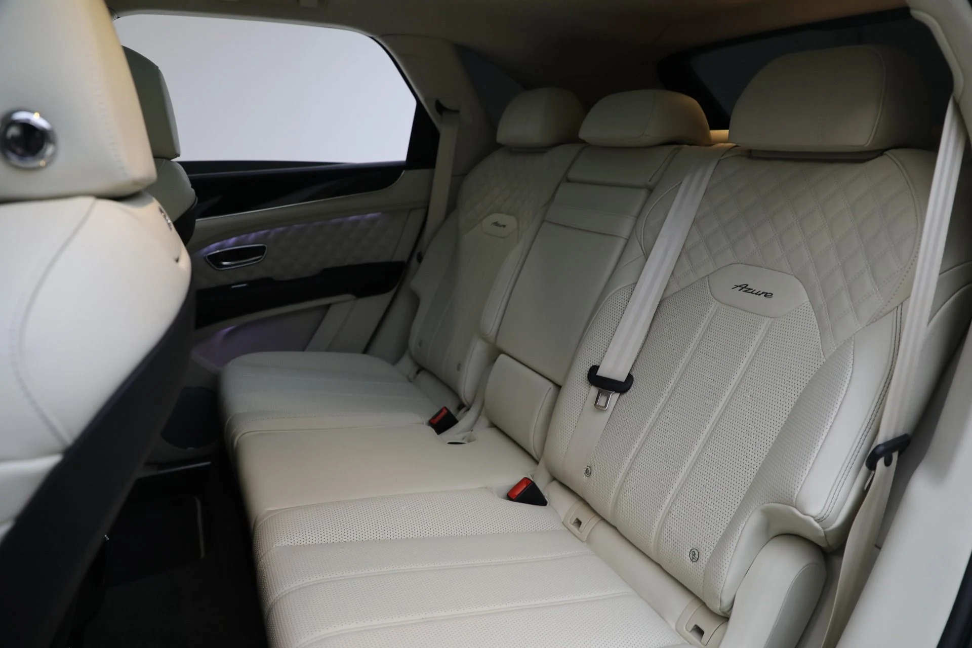 mph026_4086386943_Used_2023_Bentley_Bentayga_Azure_V8_3cf8d0a963
