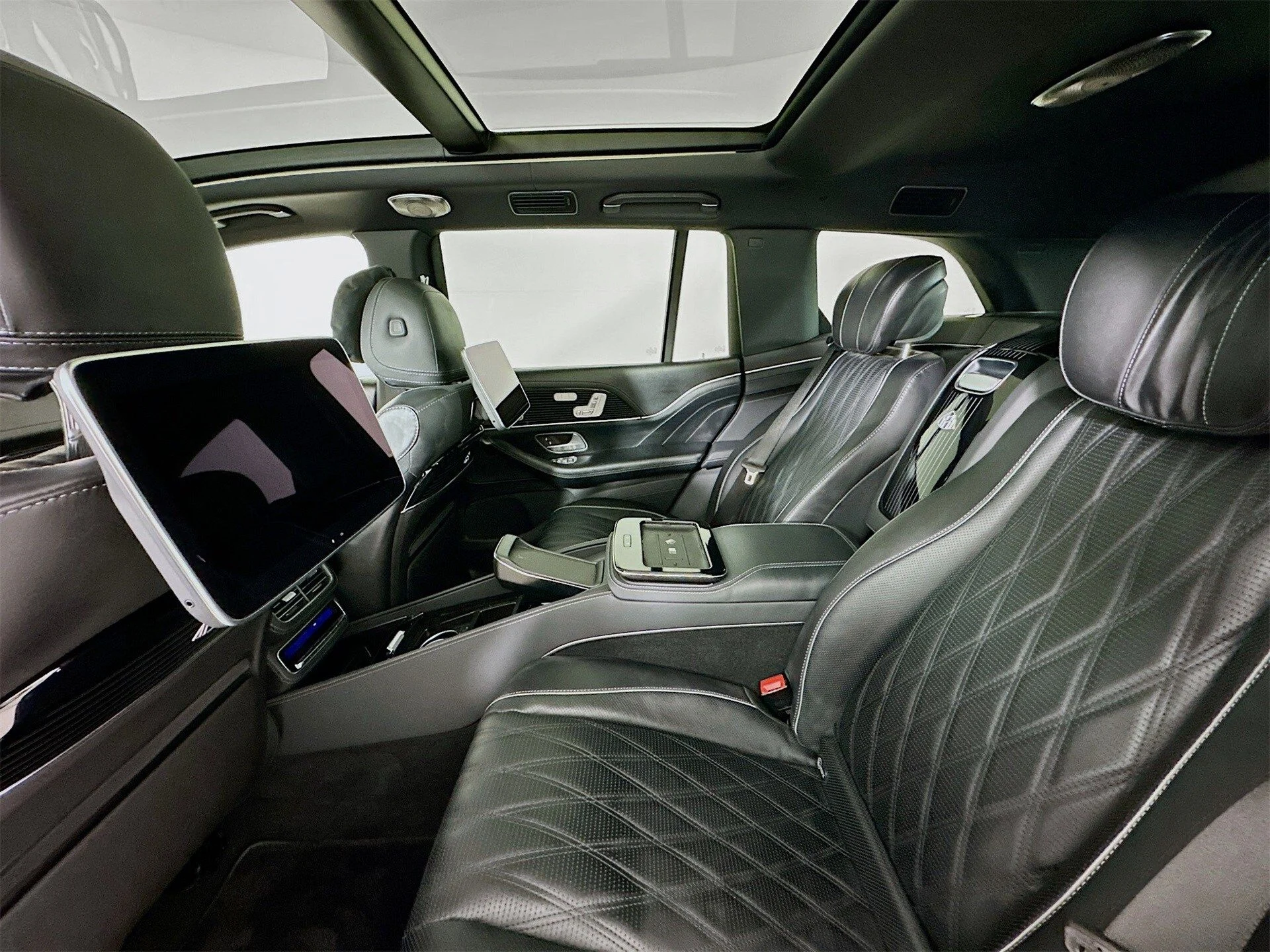 mph026_4090653693_6e2354f5aee910e80bcea5b12323efbbx_9e86b371bd