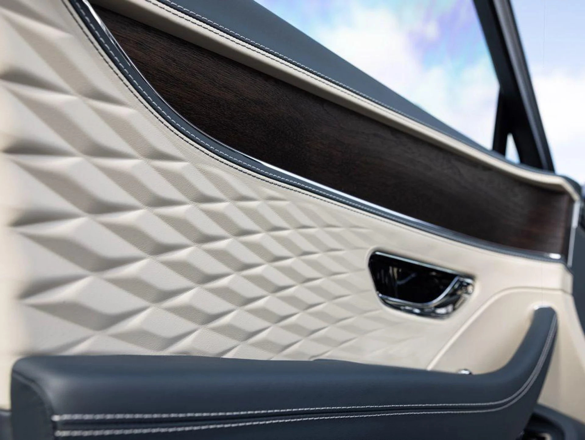 mph026_4096510633_515382885_69f36040087c98a25cbbb45e_aaa0d13b58