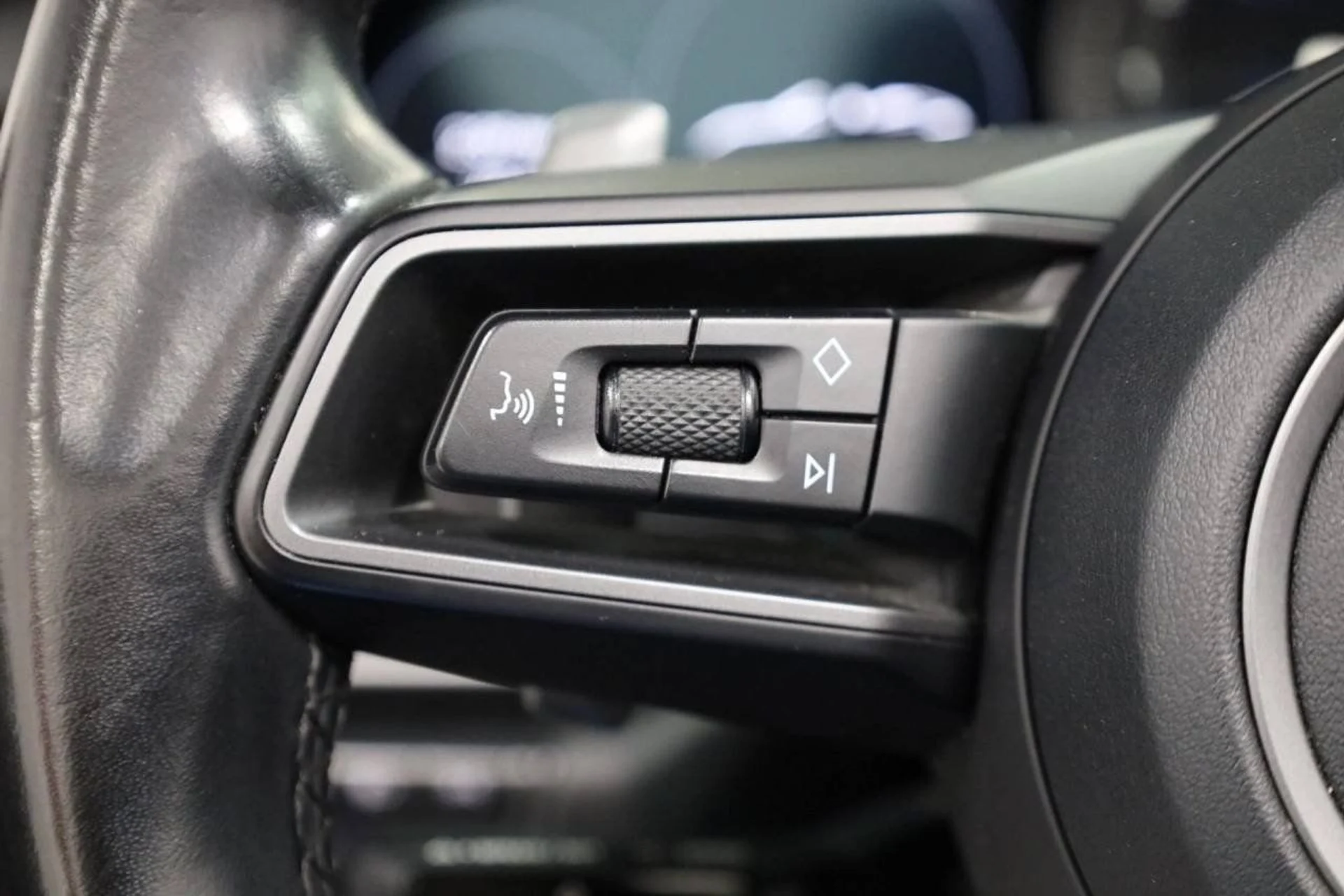 mph026_4099408815_526d48e37f845509e82c691a85702767_b9f6d97497