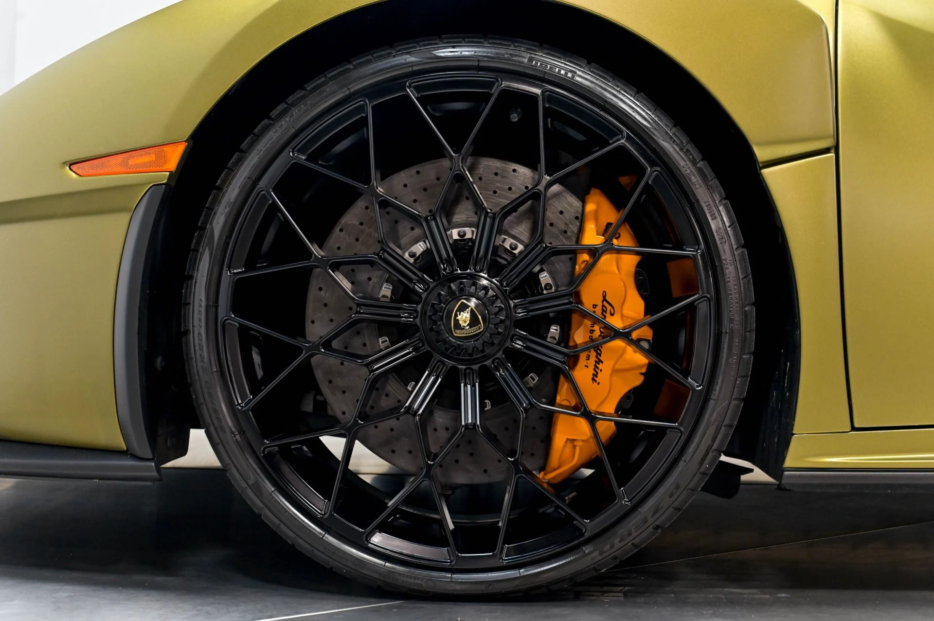 mph026_4103626014_Used_2023_Lamborghini_Huracan_STO_1782768591_9efba857d8