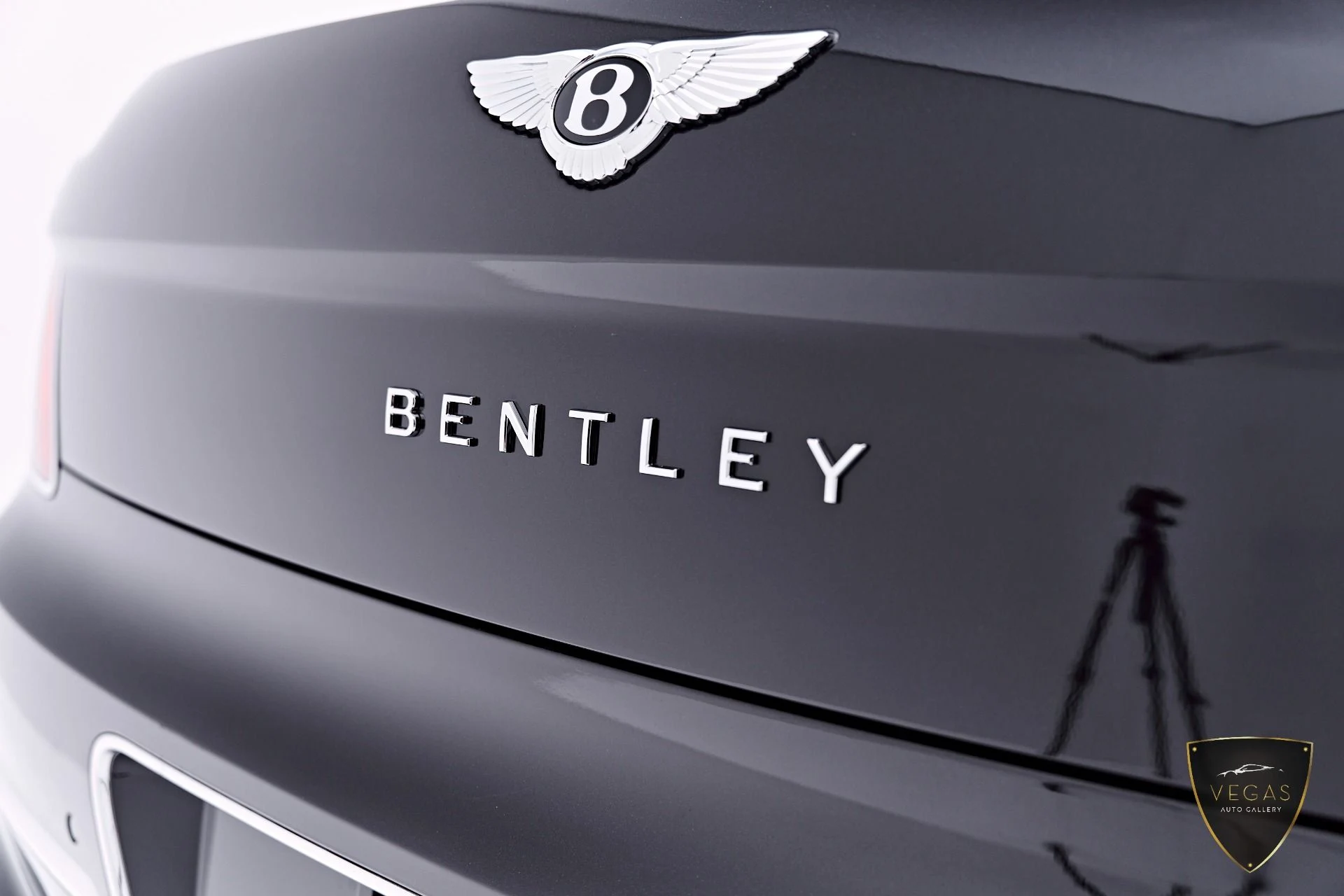 mph026_4106632634_Used_2022_Bentley_Flying_Spur_V8_1782495064_d930d36d3d