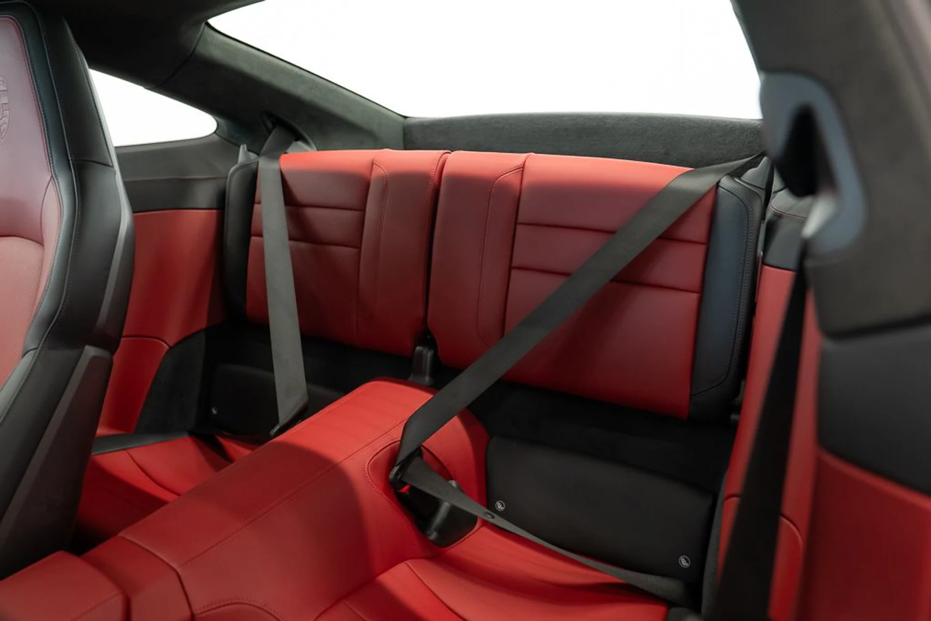 mph026_4109247591_porsche_911_2026_jpg_v_1775165756_95f3167490