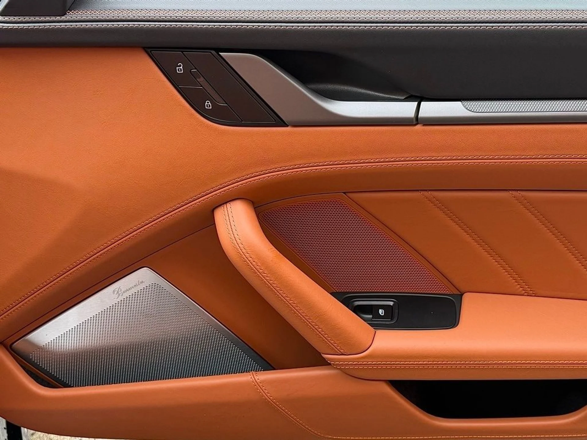 mph026_4112726121_8e0337106b5667703e9f7a717f2a6233x_1f307813c2