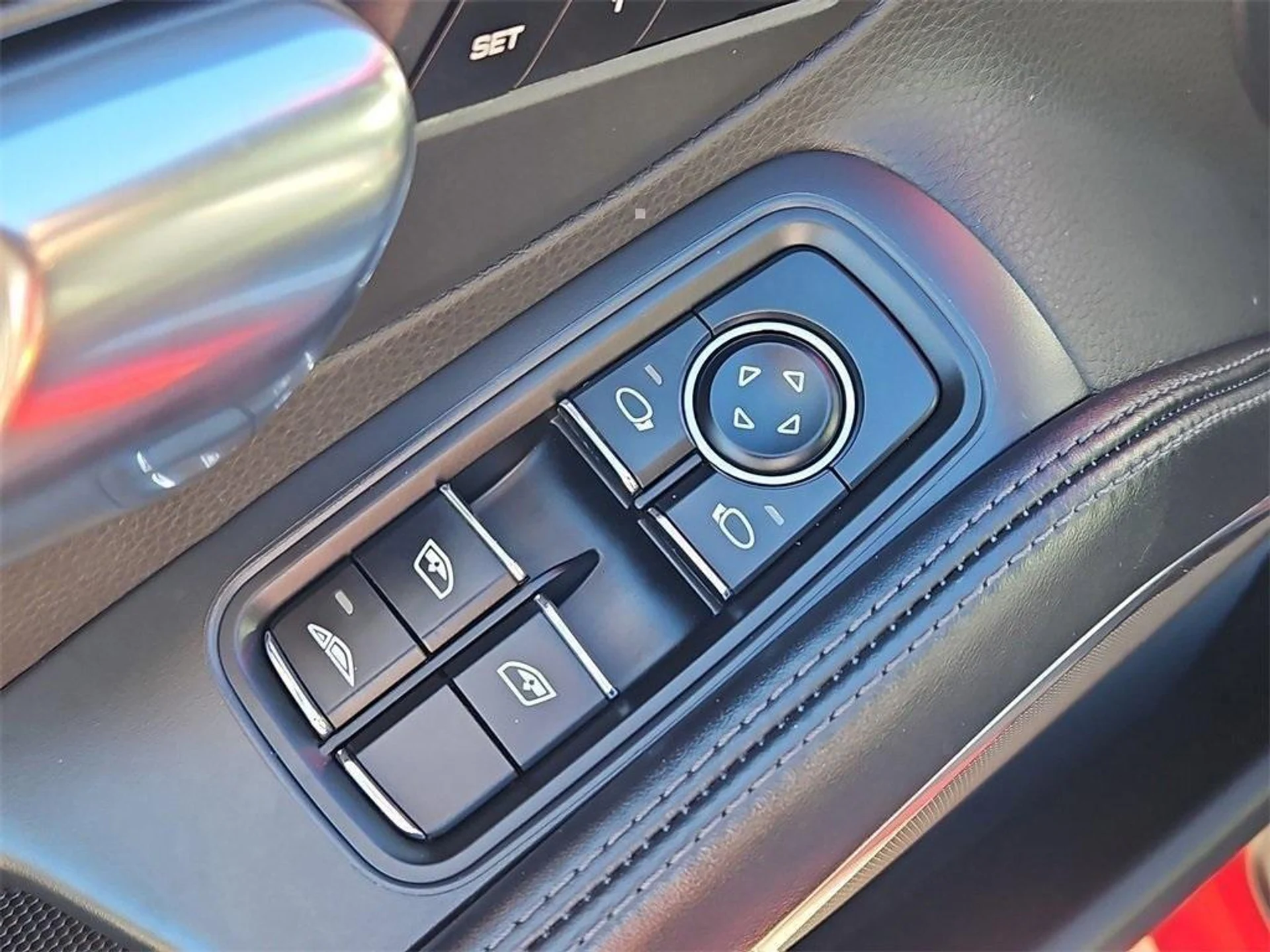 mph026_4117217488_T_j_MQIK_Xowl3_QYFT_Asw_KZ_1g_N_Sfk_ee5f40369c