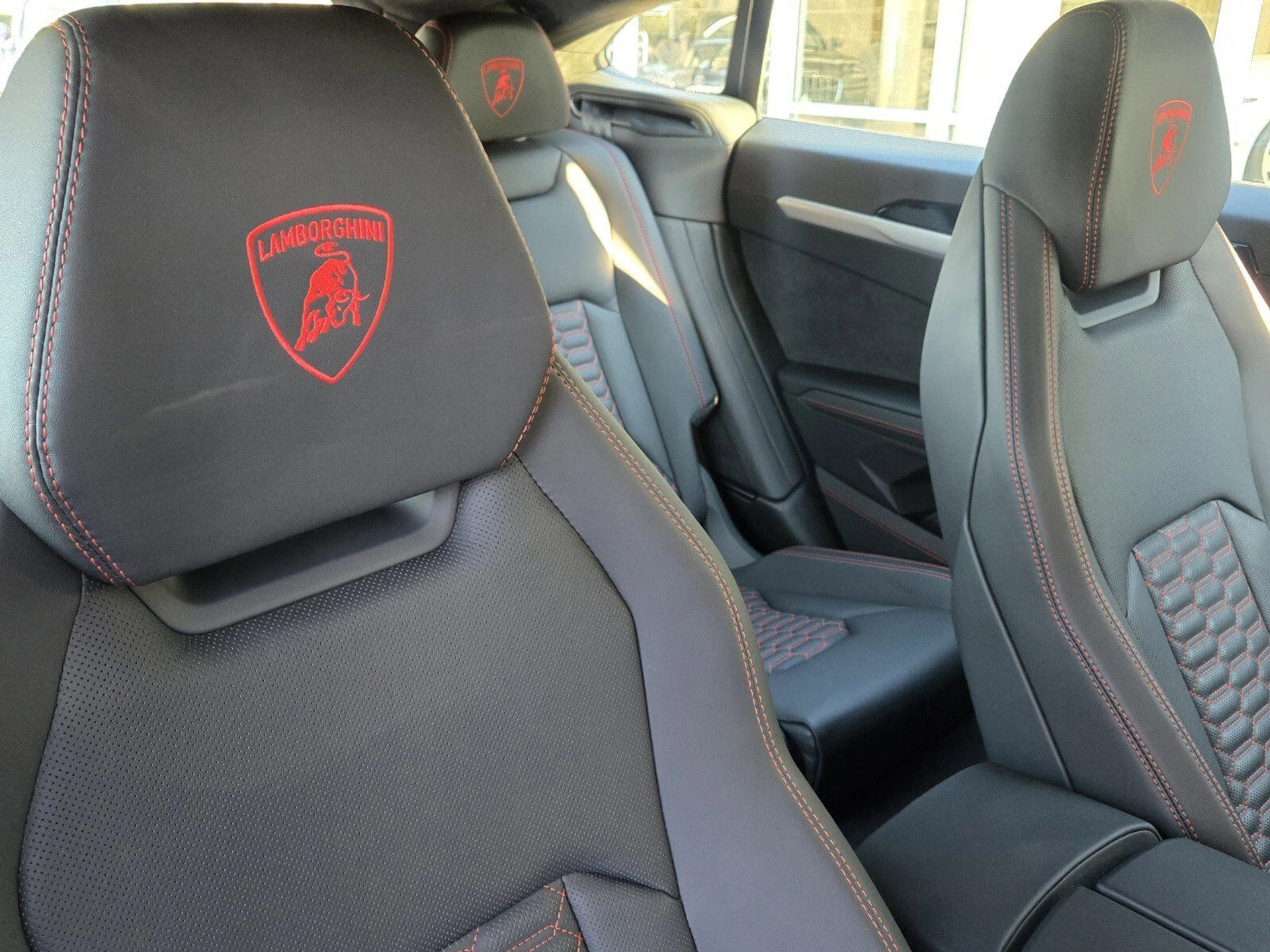 mph026_4118593500_60c1a2cf07d26630b4c4b25969c49d3cx_e075143d10