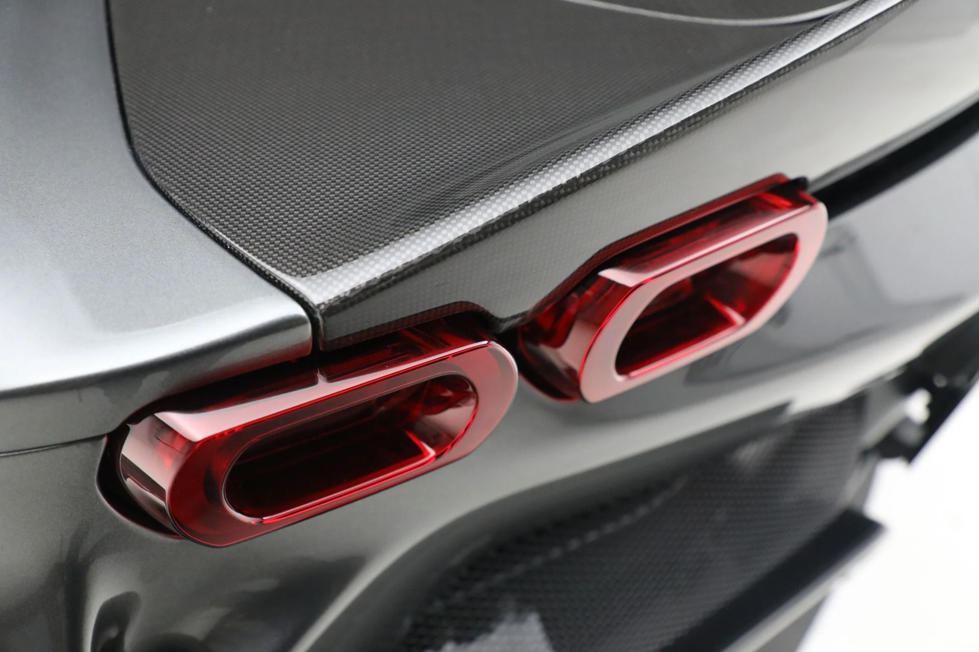 mph026_4119097367_Used_2022_Ferrari_SF_90_Stradale_01c2494101