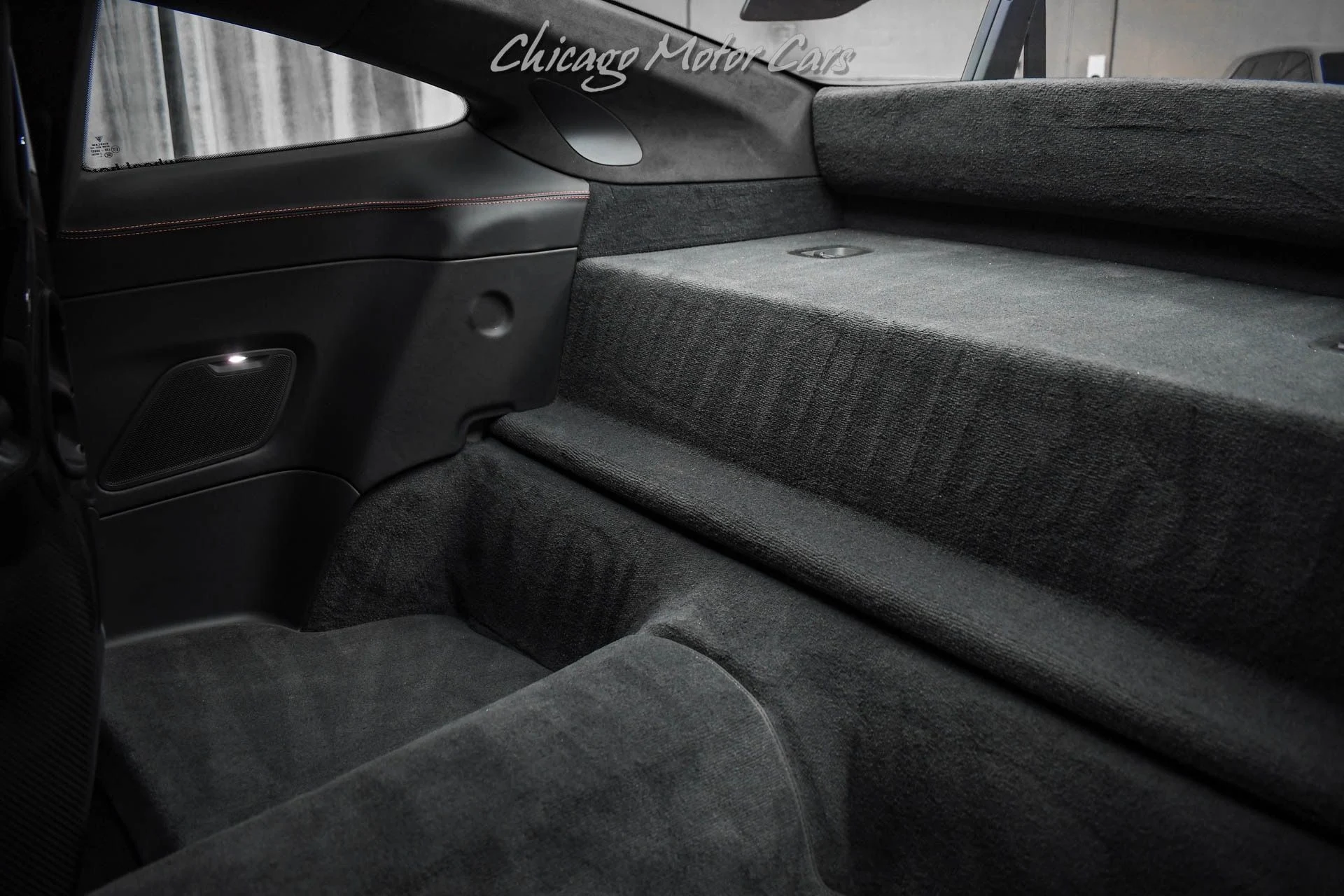 mph026_4120400796_13216_p27_l_cb532def71