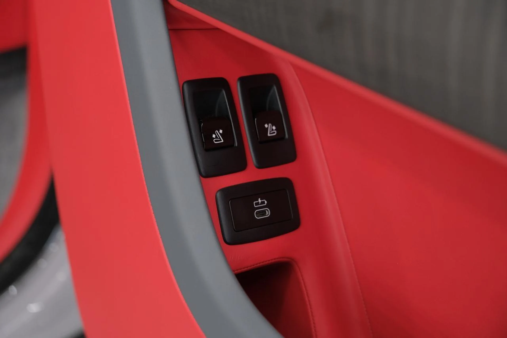 mph026_4121962835_40373cdfd77858f5aabb074884ecbbc3_8aa6e80977